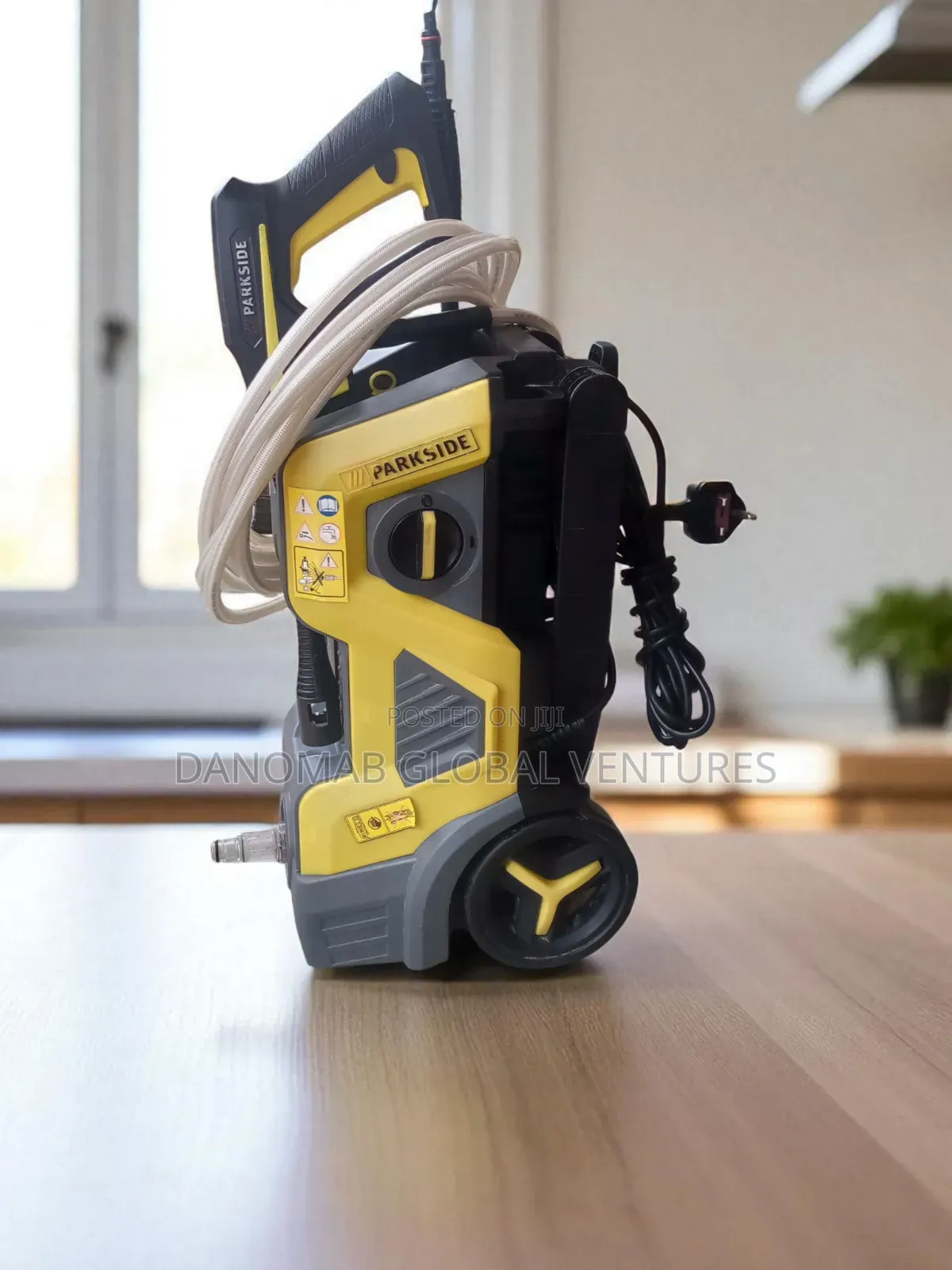 Parkside Phd135 C2 High Pressure Washer With an Onboard Soap Container