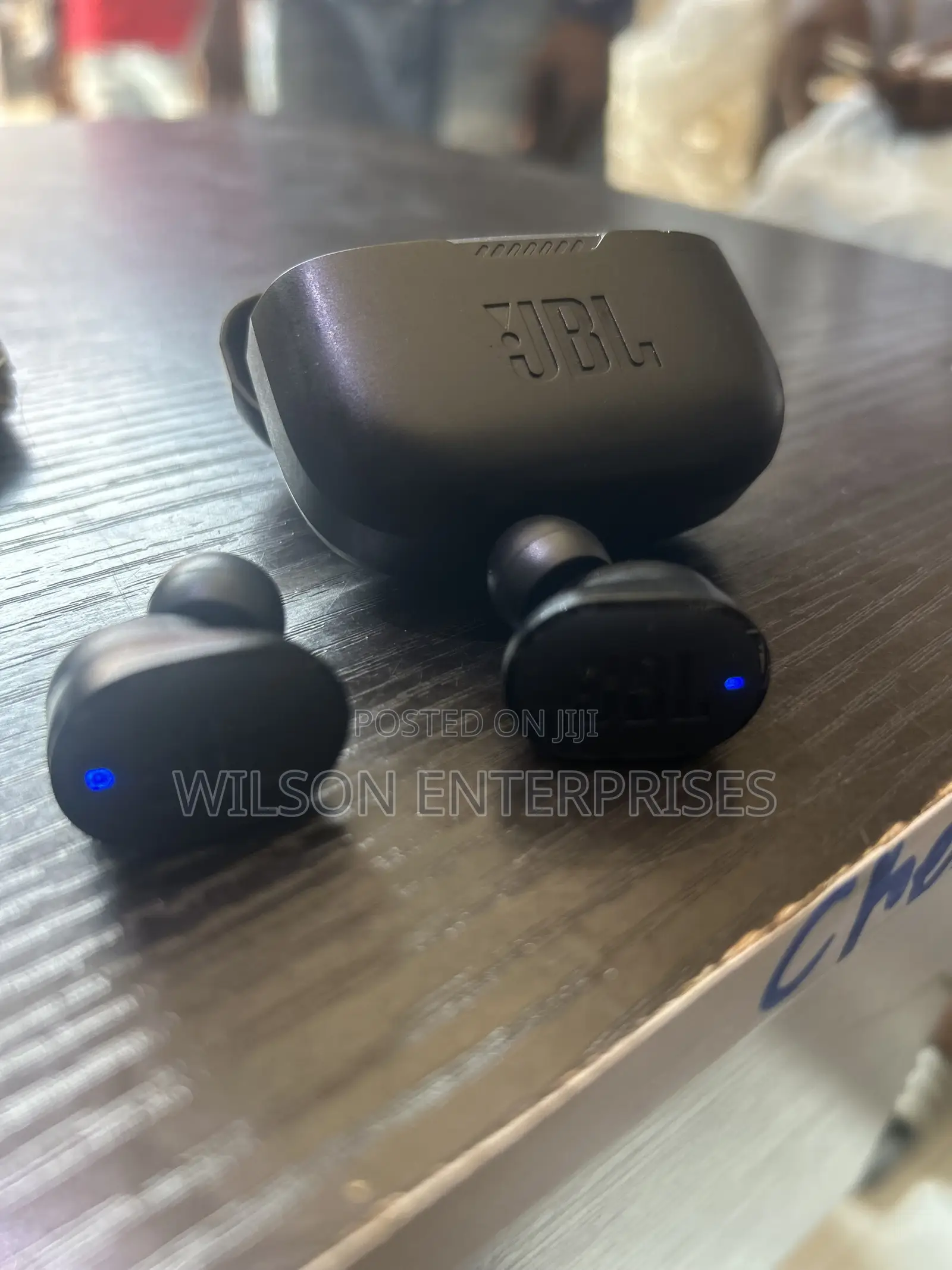 JBL Tune130nctws in-Ear Noise Cancelling Headphones