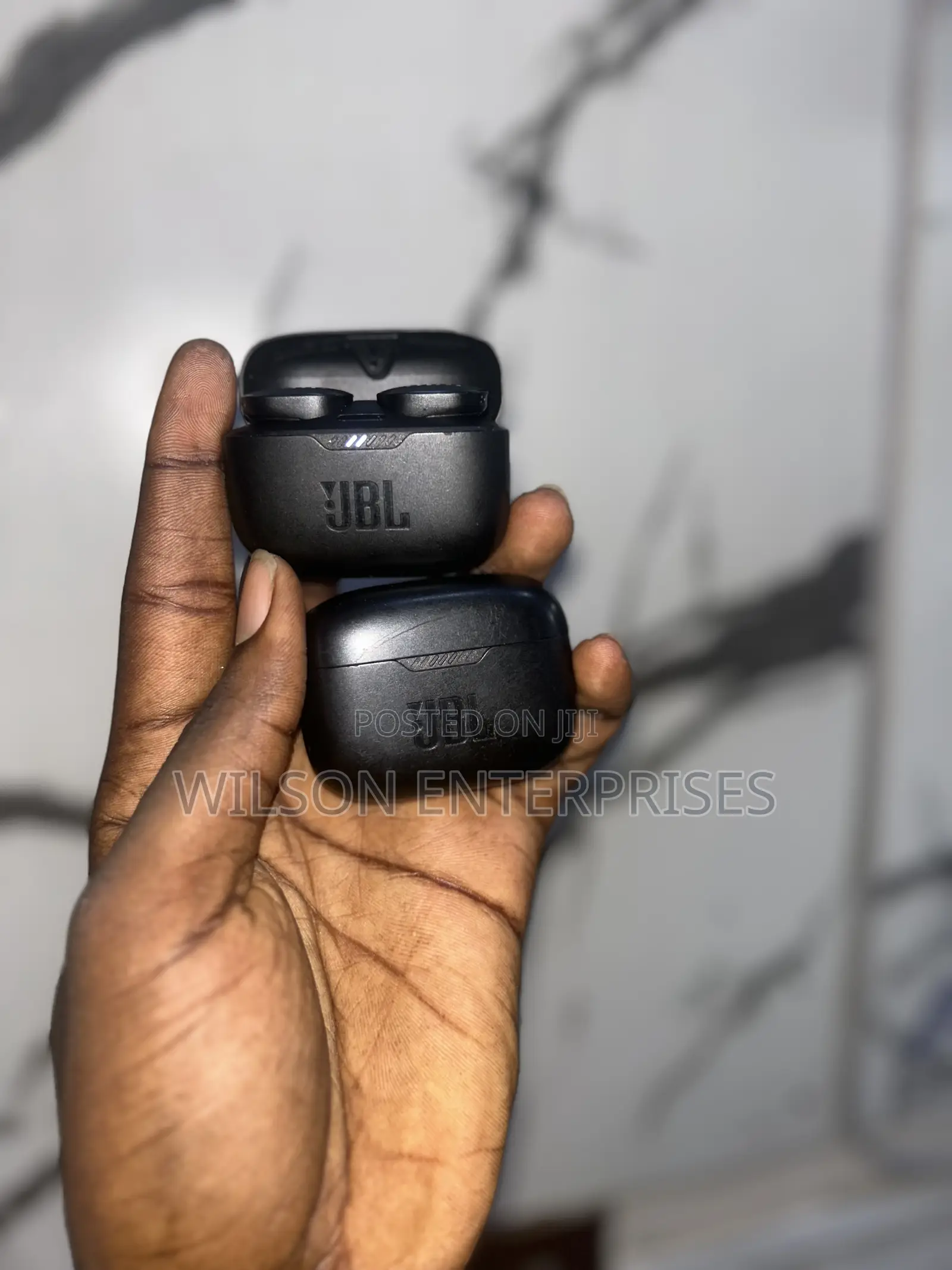 JBL Tune130nctws in-Ear Noise Cancelling Headphones