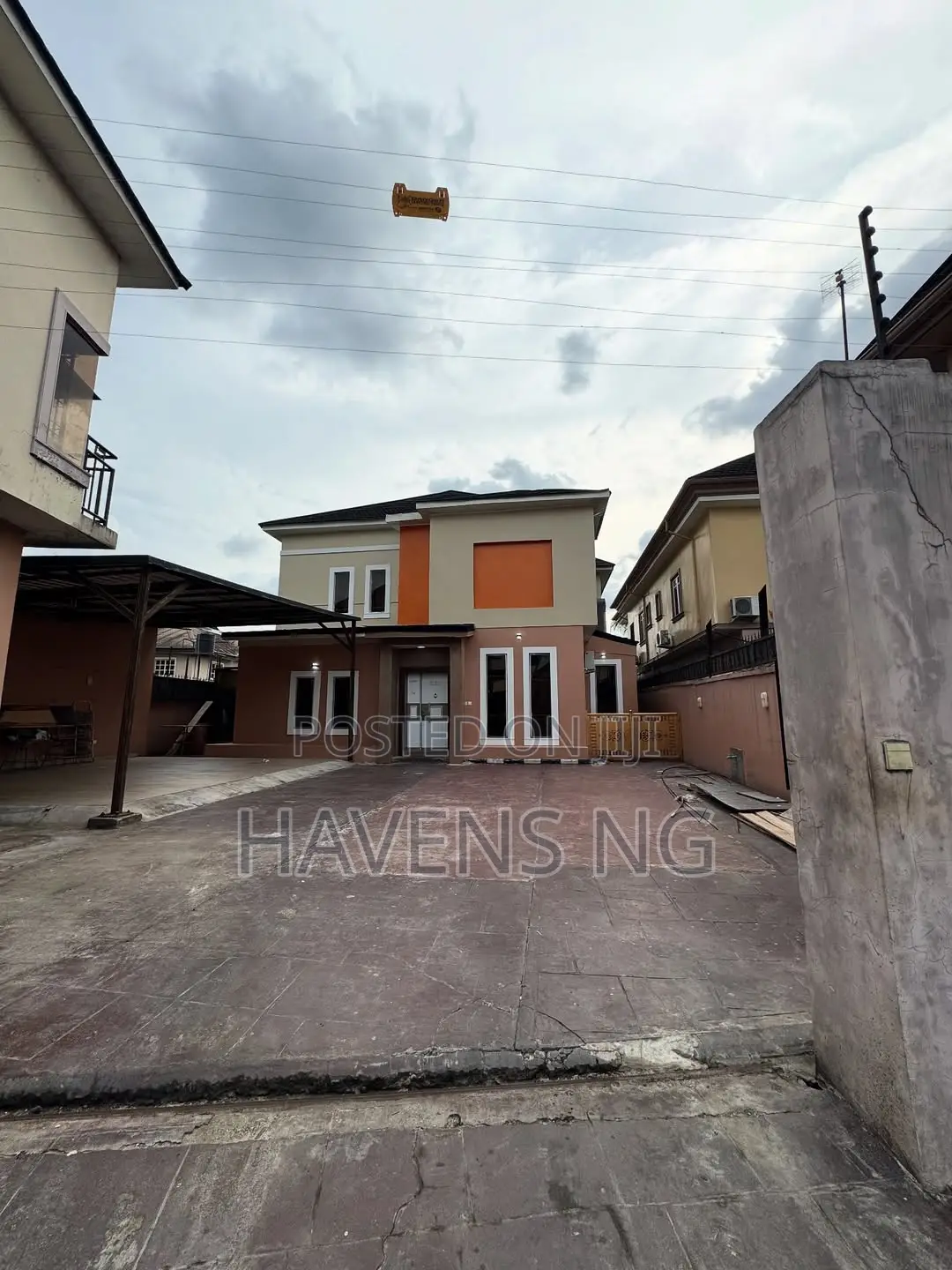 Furnished 4bdrm Duplex in Rumueme for sale