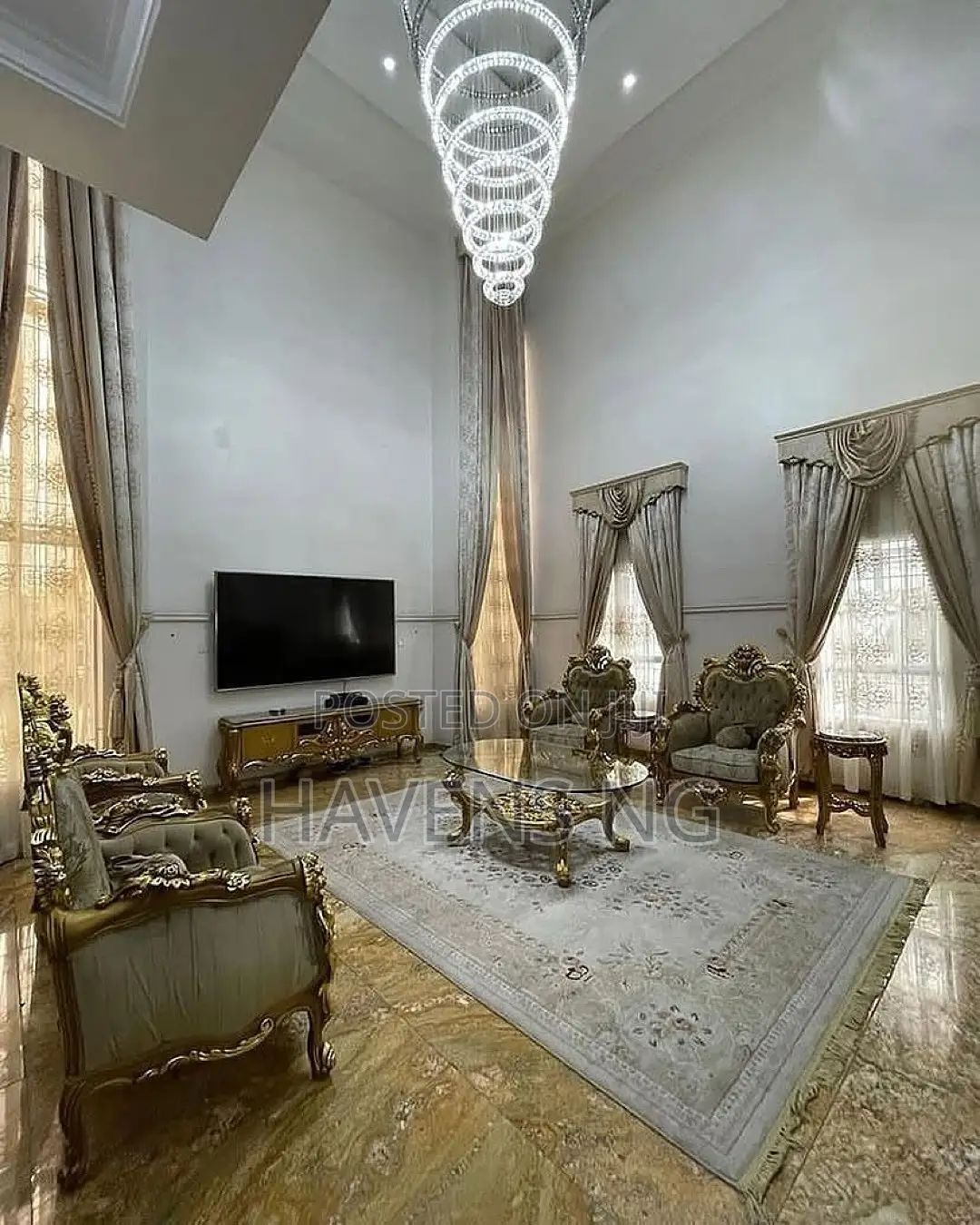 5bdrm Duplex in Eliozu for sale