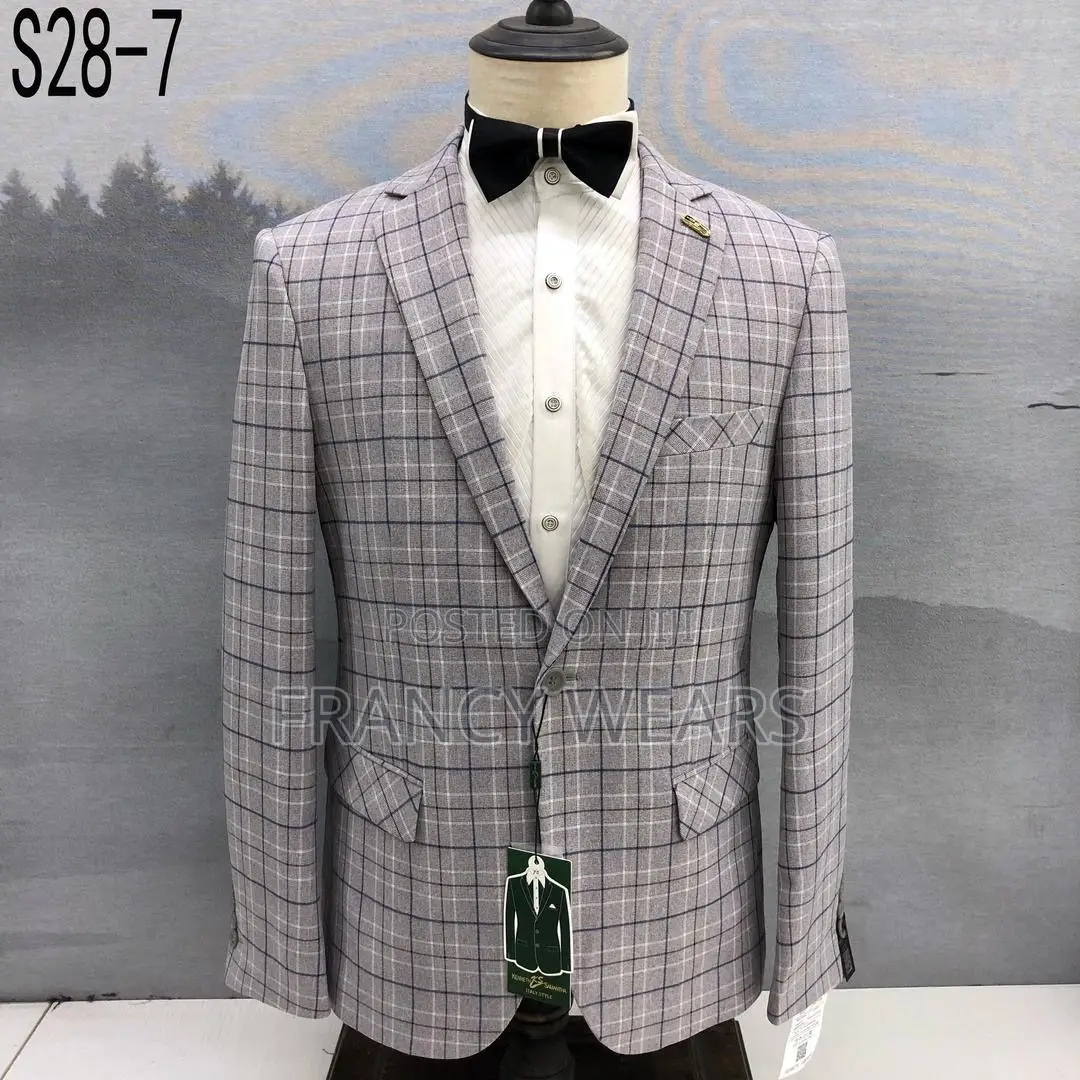 Top Quality Men’S Blazers Available in Store
