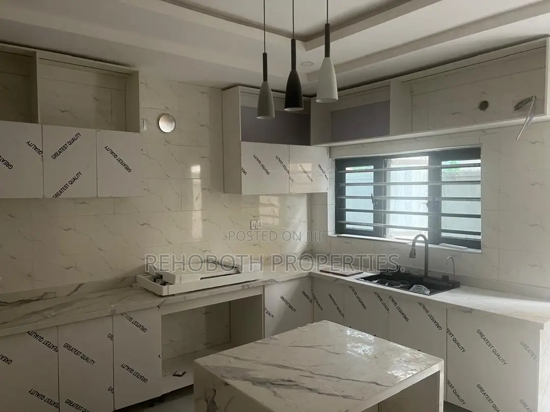 4bdrm Duplex in Broad Gate Estate, Ibadan for sale