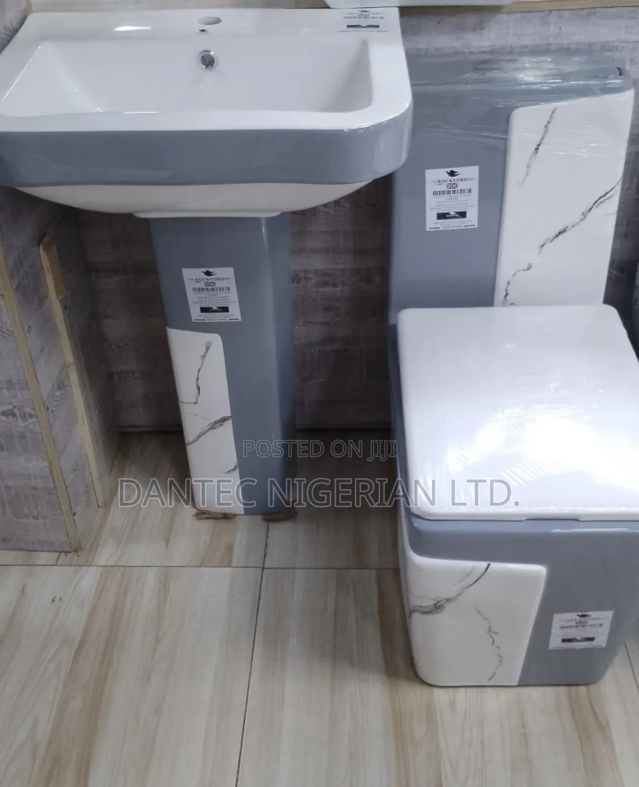 Grey and White Masters Wc