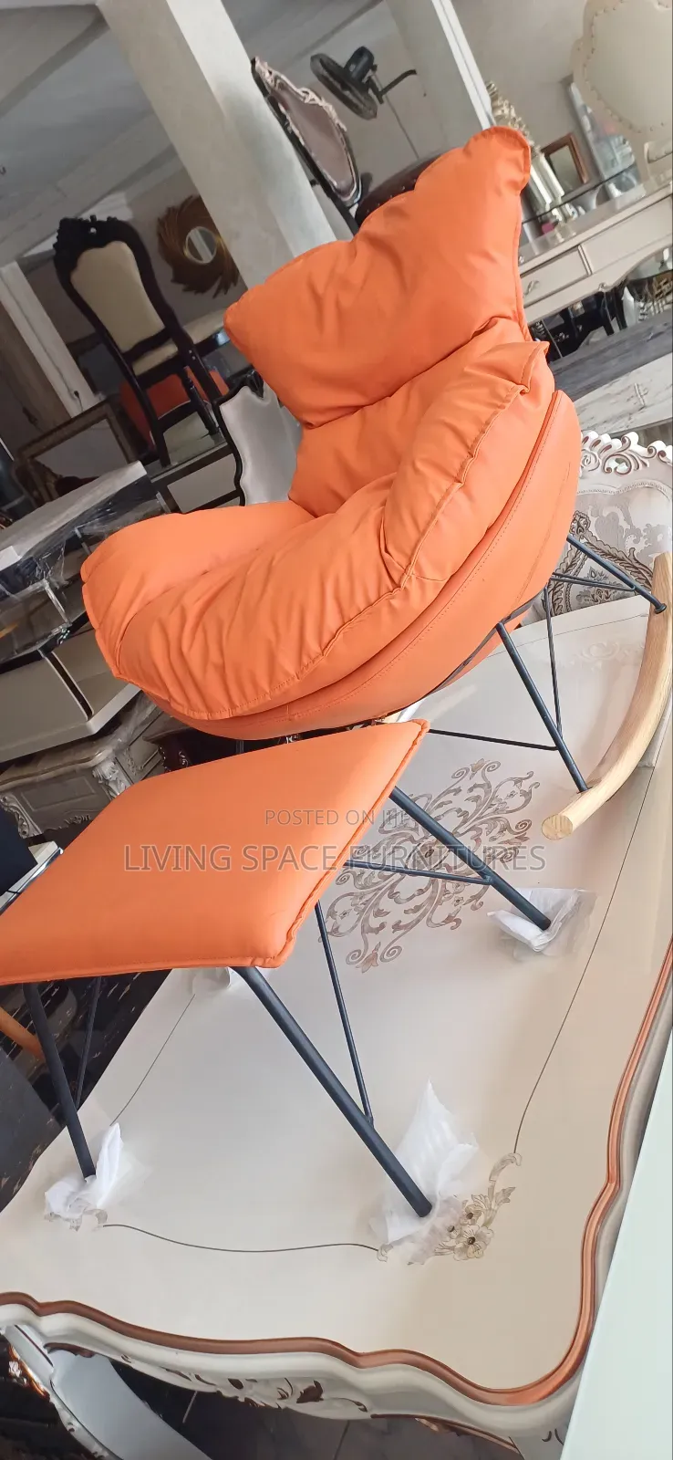 High-Quality Rocking Relaxing Leather Chair With Footrest