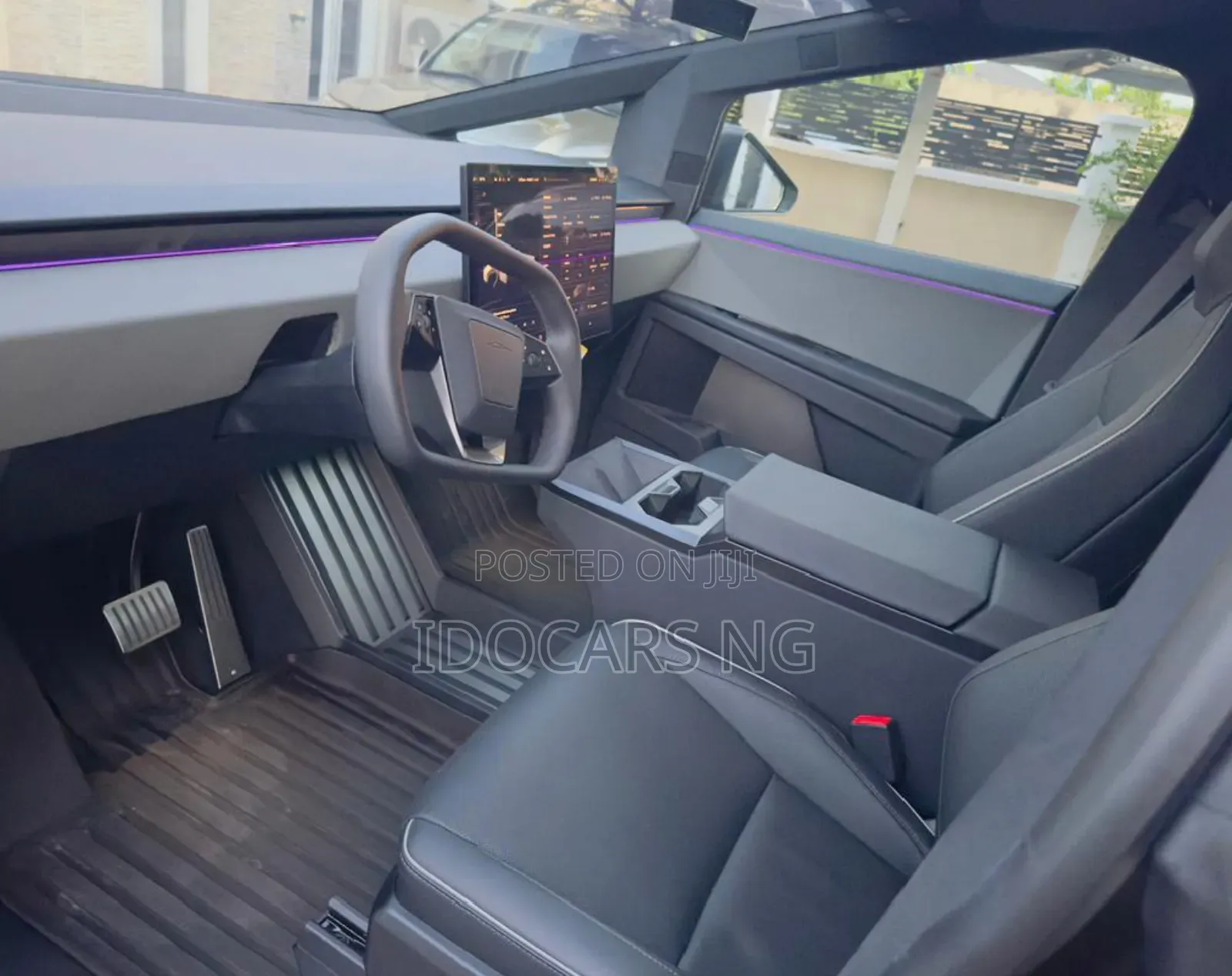 New Tesla Cybertruck 2025 Gold