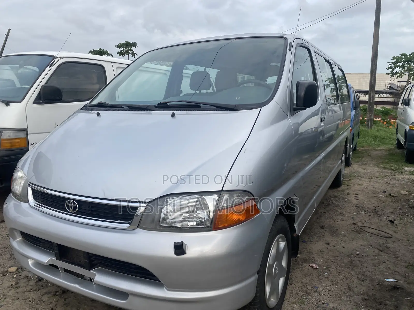 Toyota HiAce 2024 Silver