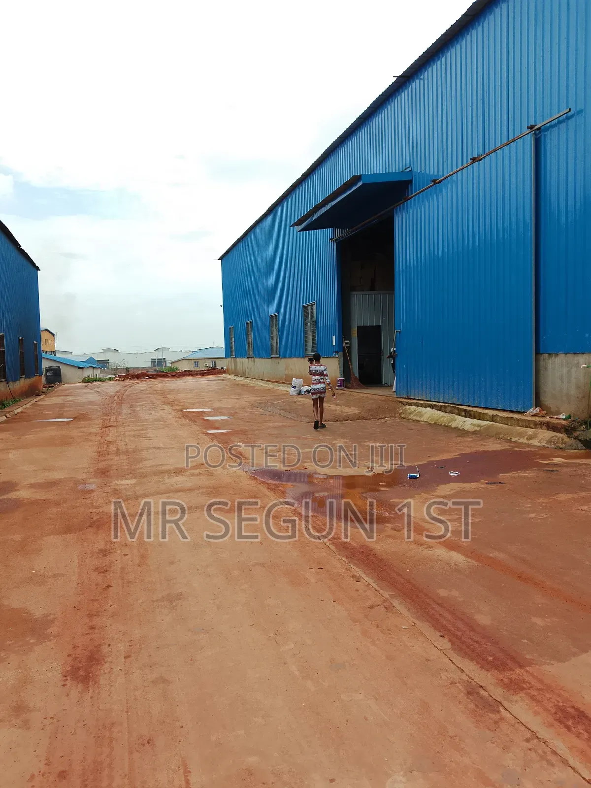 Warehouse to Let