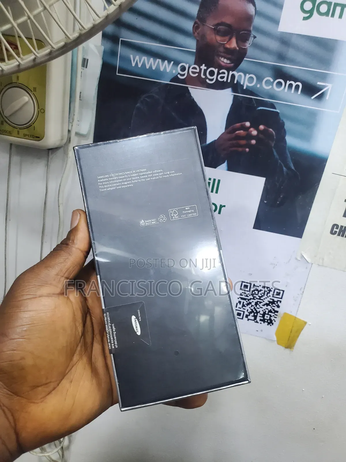 New Samsung Galaxy Z Flip4 256 GB Orange