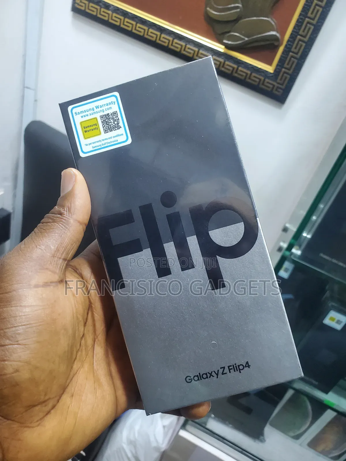 New Samsung Galaxy Z Flip4 256 GB Orange