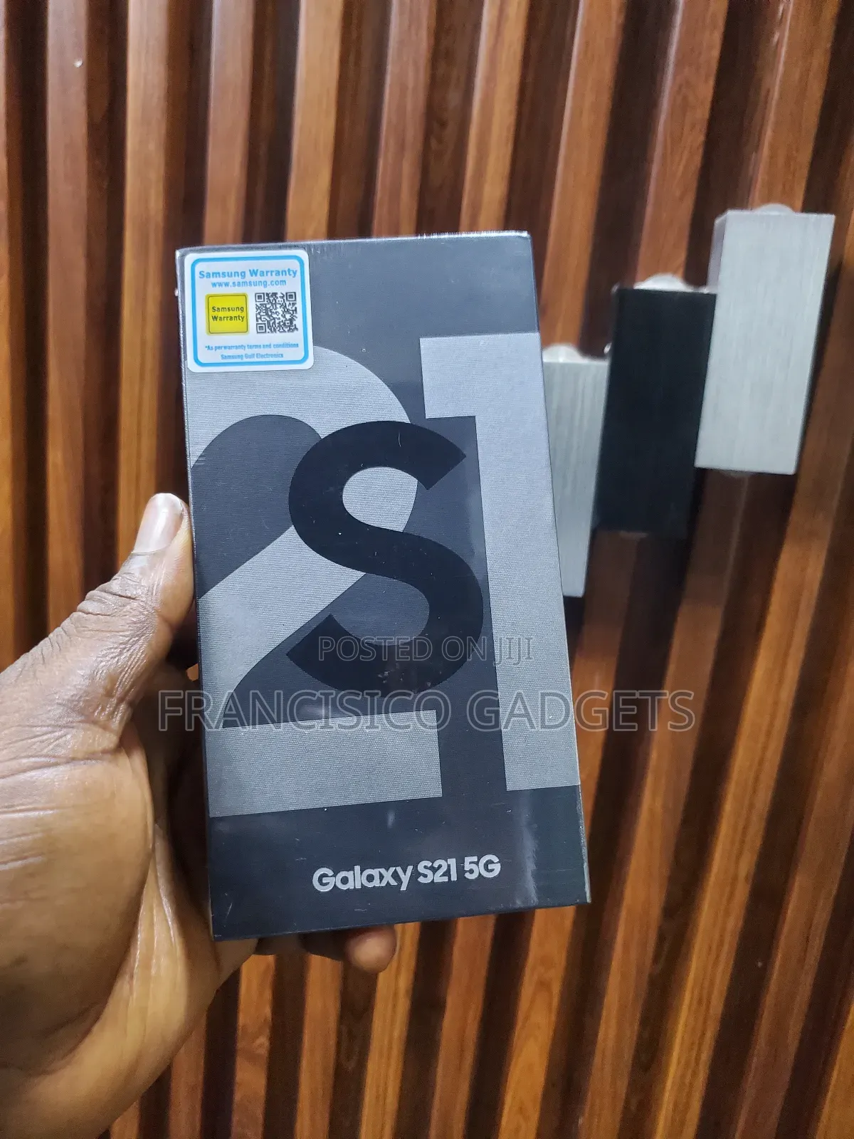New Samsung Galaxy S21 5G 128 GB Gray