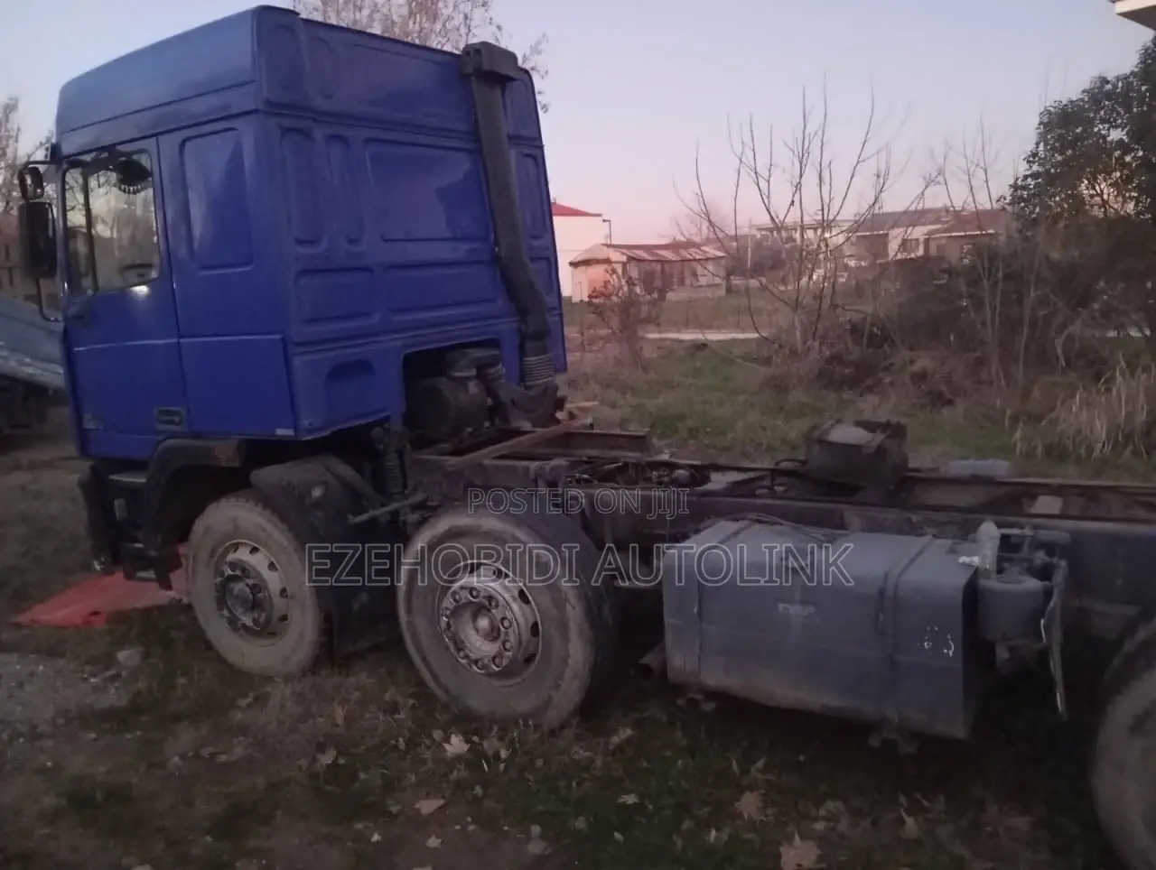 Tokunbo 12 Tire Daf 95 Ati.