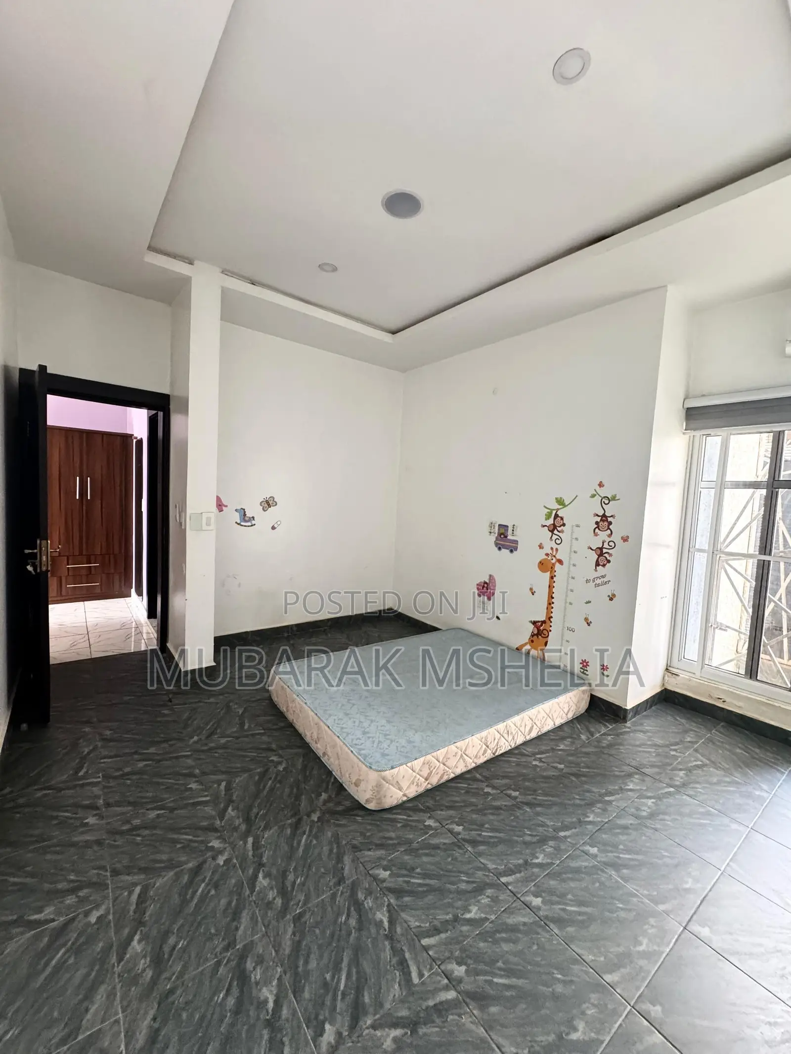4bdrm Duplex in Life Camp for sale