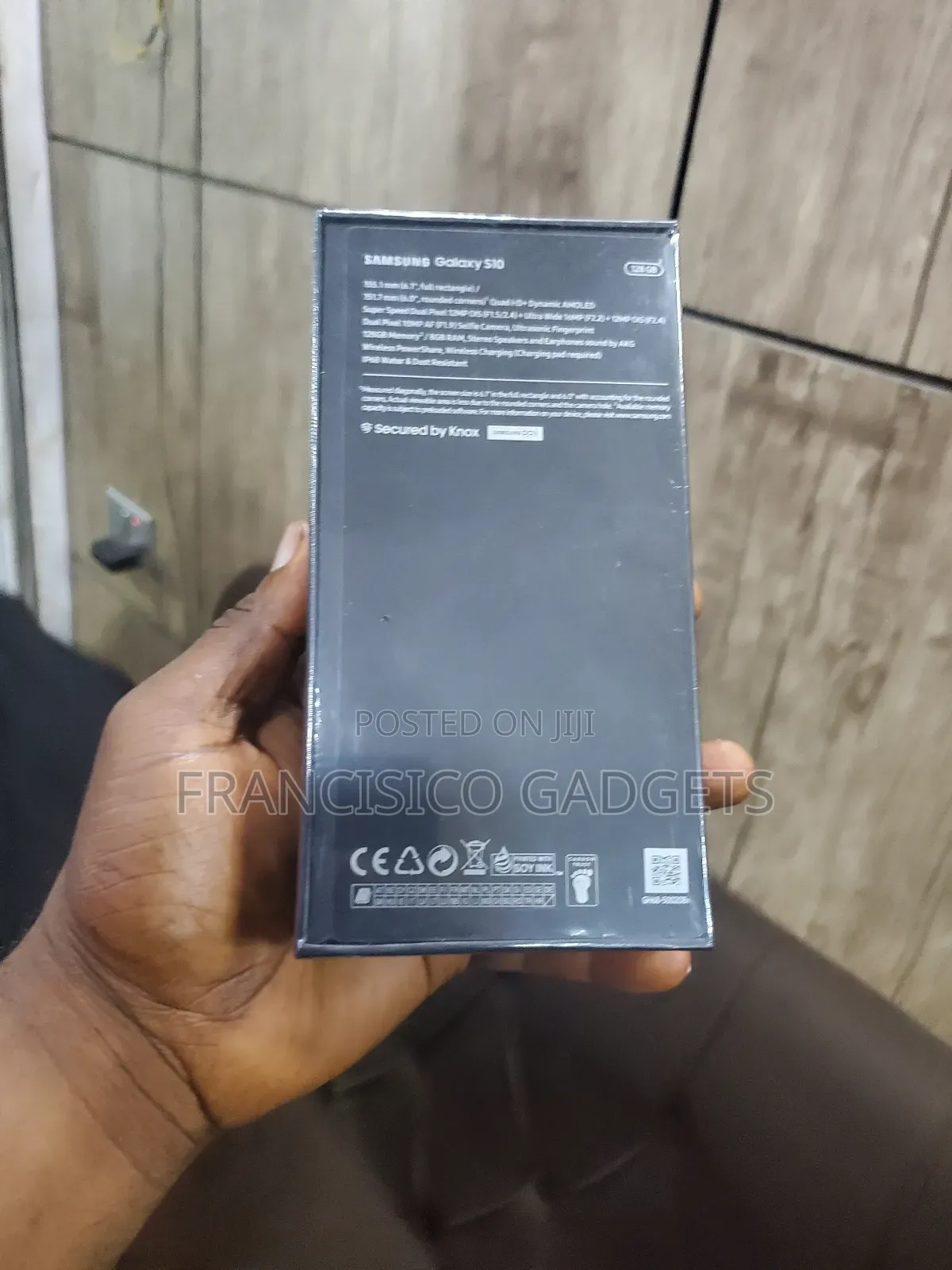New Samsung Galaxy S10 128 GB Gray