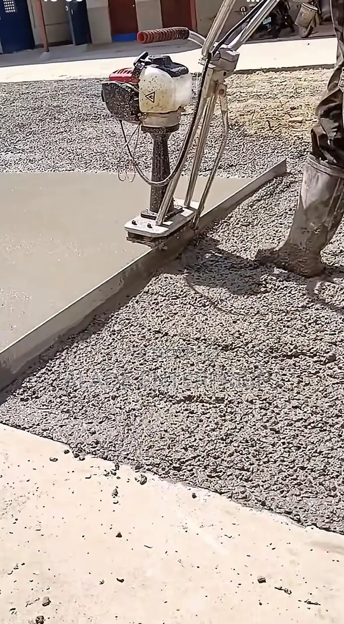 High Quality Concrete Vibrator Screed Surface Leveling By 4m