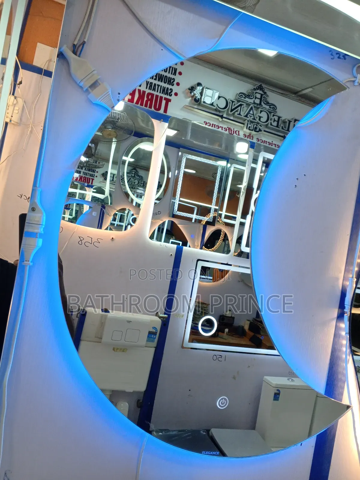 Halfmoon Led Mirror With Three Light Colour