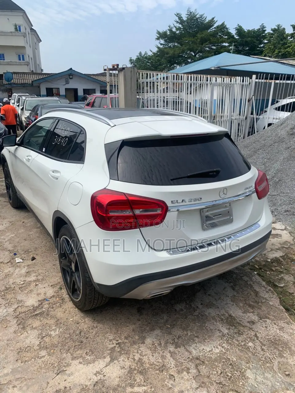 Mercedes-Benz GLA 250 2016 White