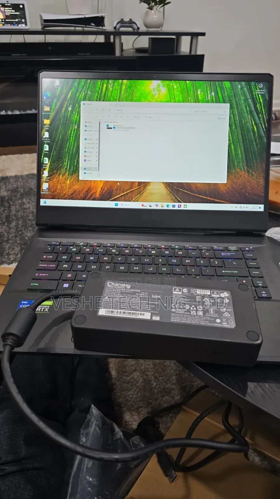 Laptop MSI Vector GP66HX 12UGS 32GB Intel Core i7 SSD 1T