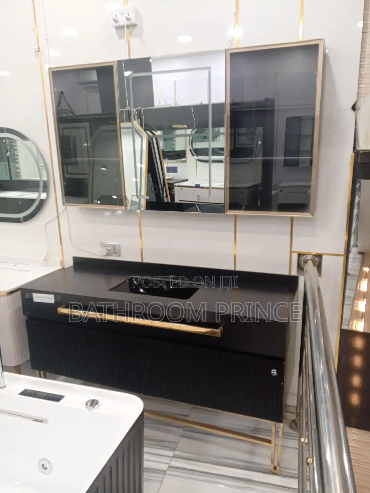 Special Black Cabinet With Led Mirror