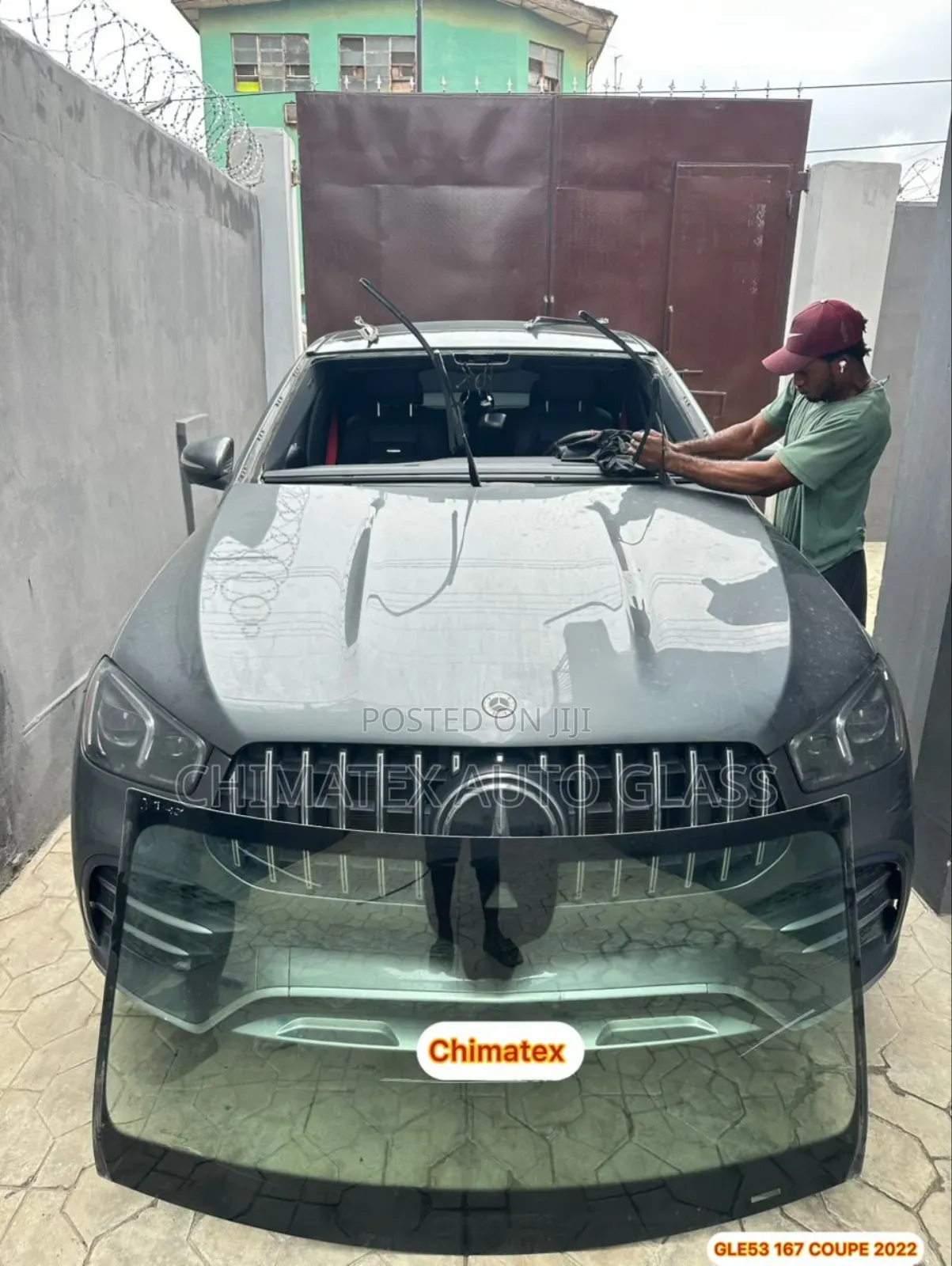We Deliver and Install All Luxury Windscreen Glass All Round