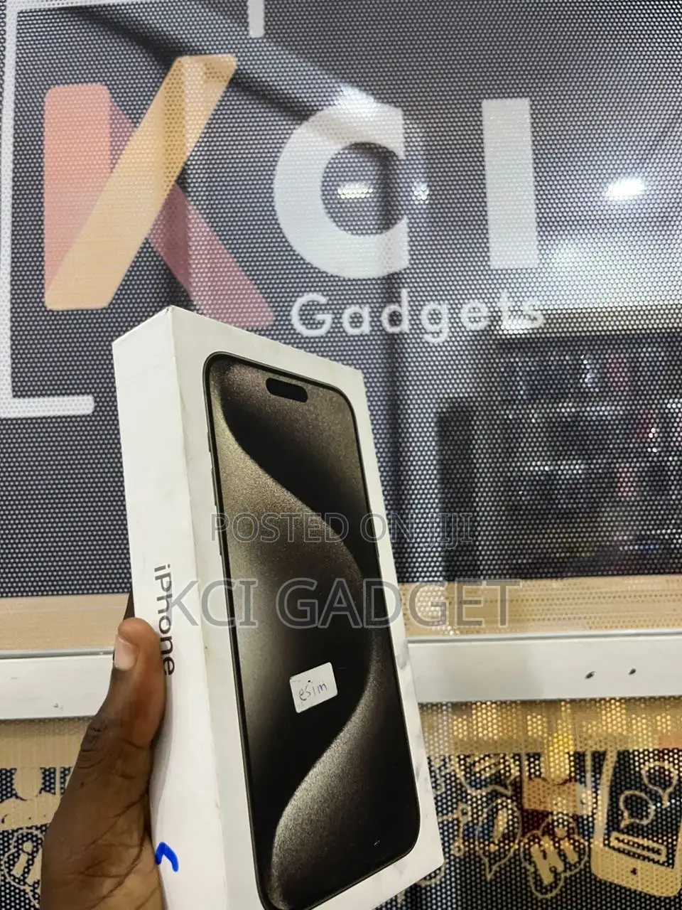 New Apple iPhone 15 Pro Max 512 GB Gold