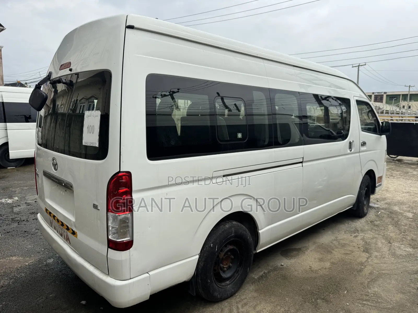 Toyota HiAce 2018 White