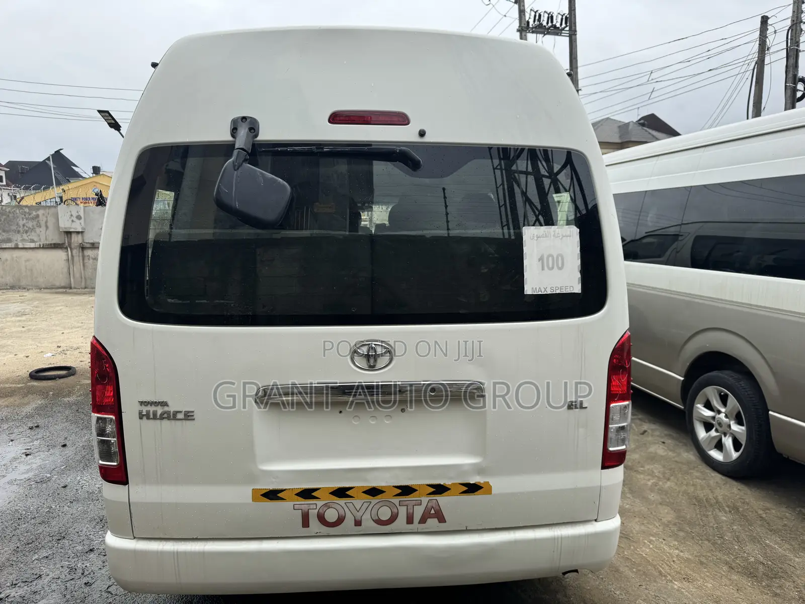 Toyota HiAce 2018 White