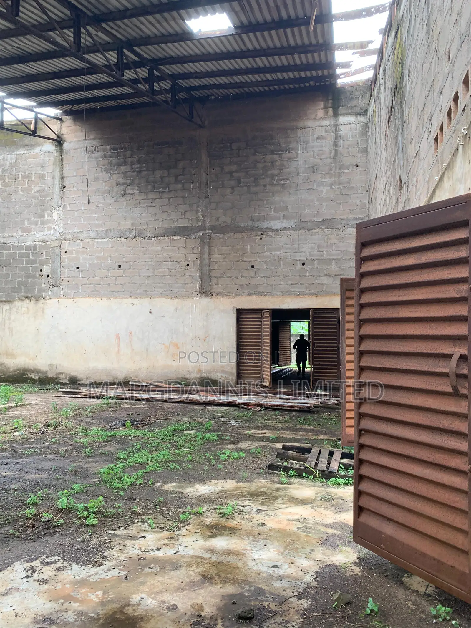 400 SQMS Warehouse for Lease by Lucky Fibre Ikorodu