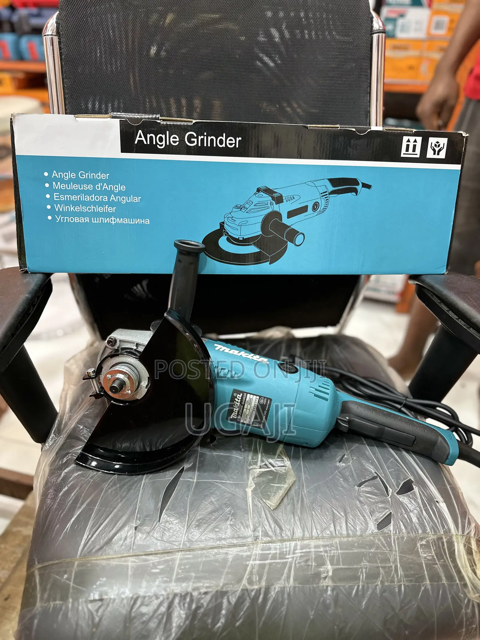 Makita Heavy Duty Grinder