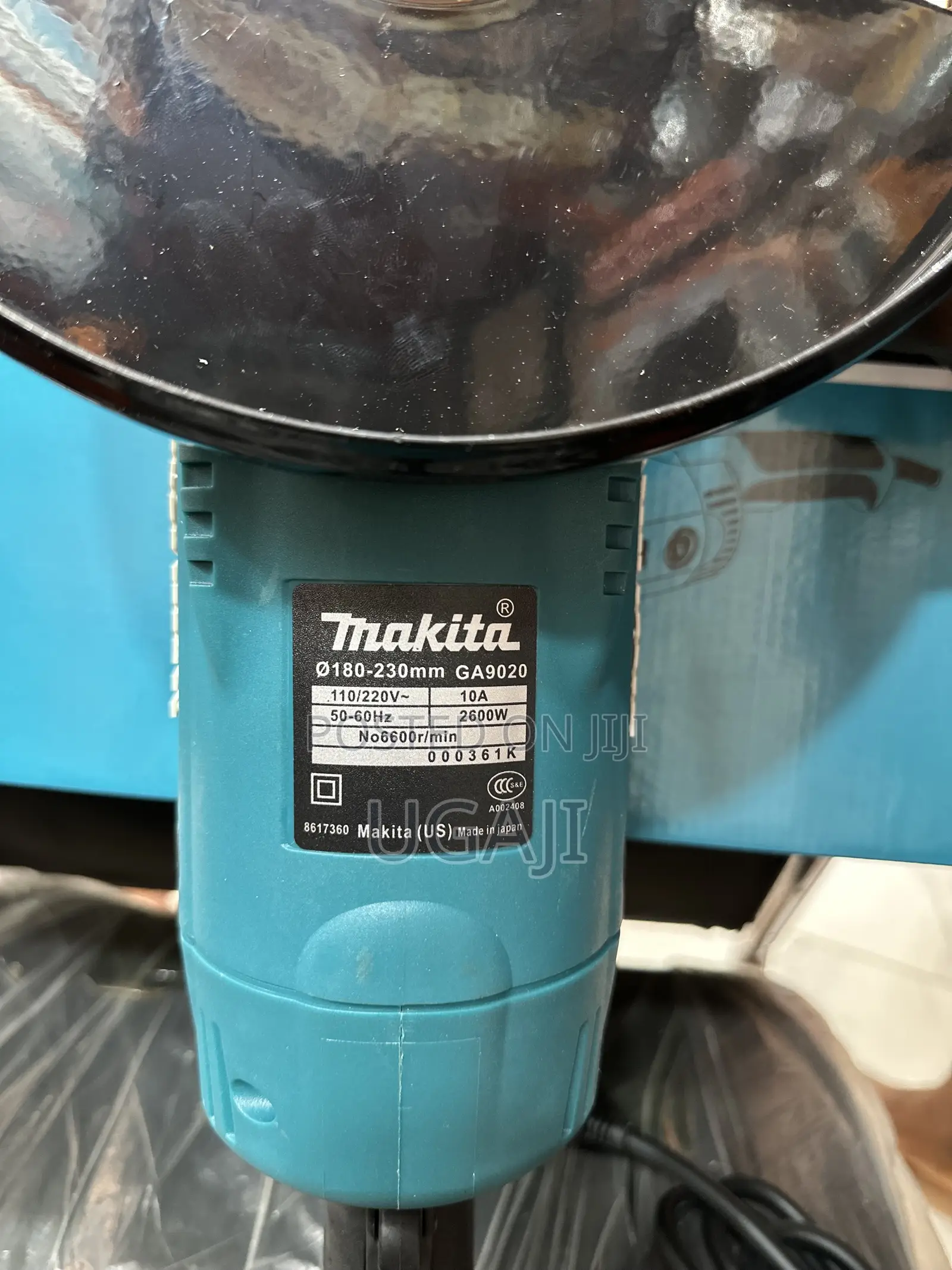 Makita Heavy Duty Grinder