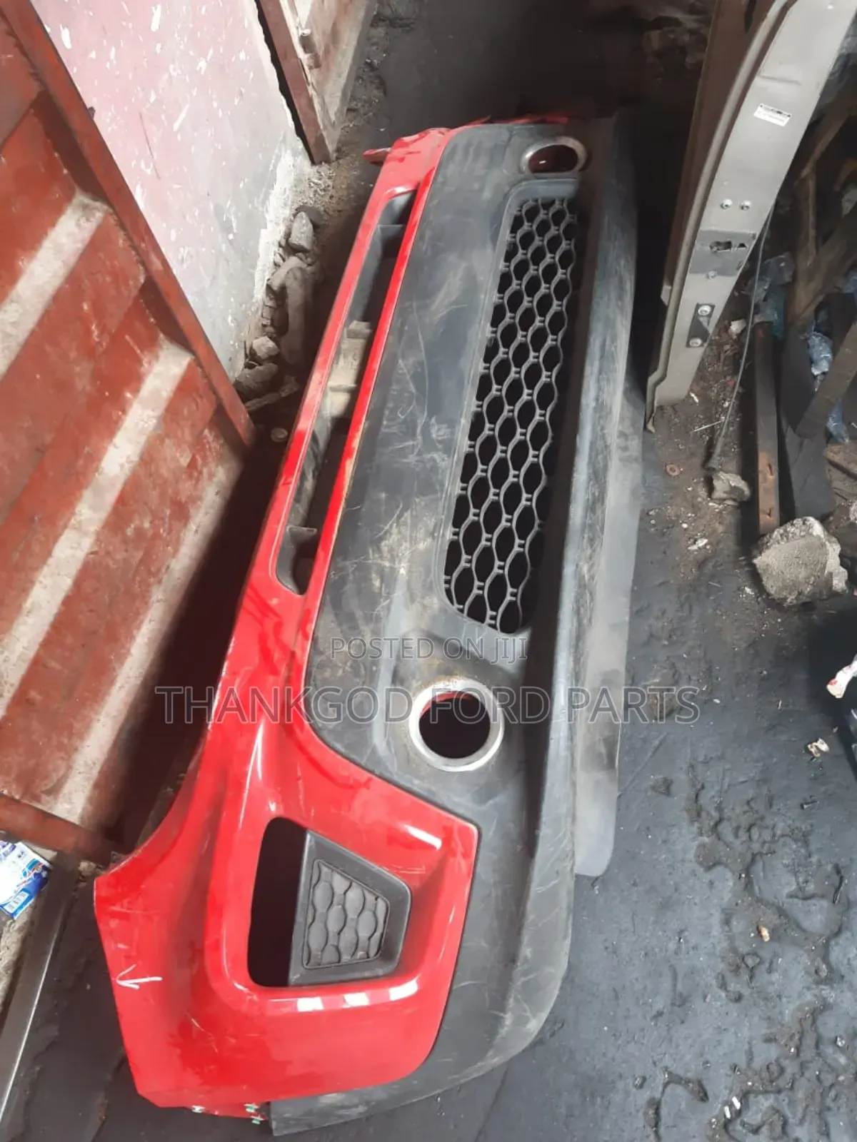 Complete Front Bumper Jeep Renegade