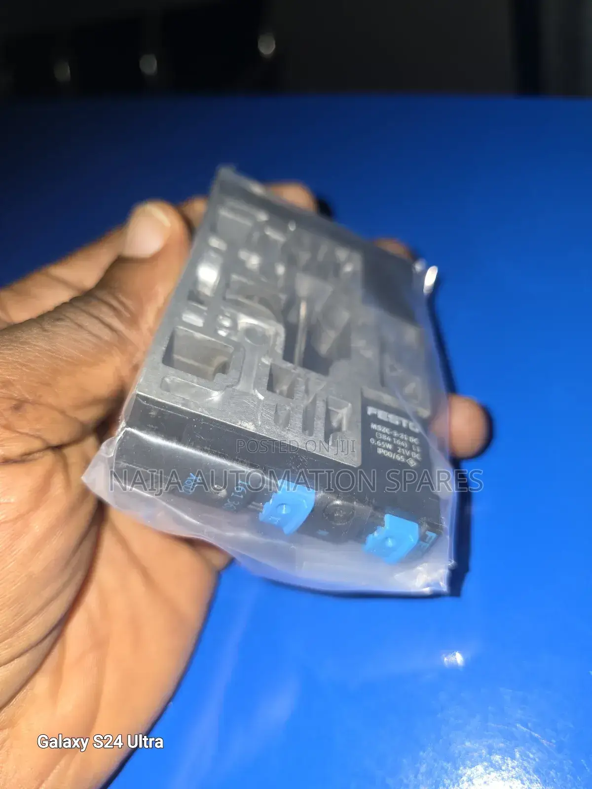Festo Solenoid Valve Cpv14-M1h-2x3-Ols-1/8 | 161363