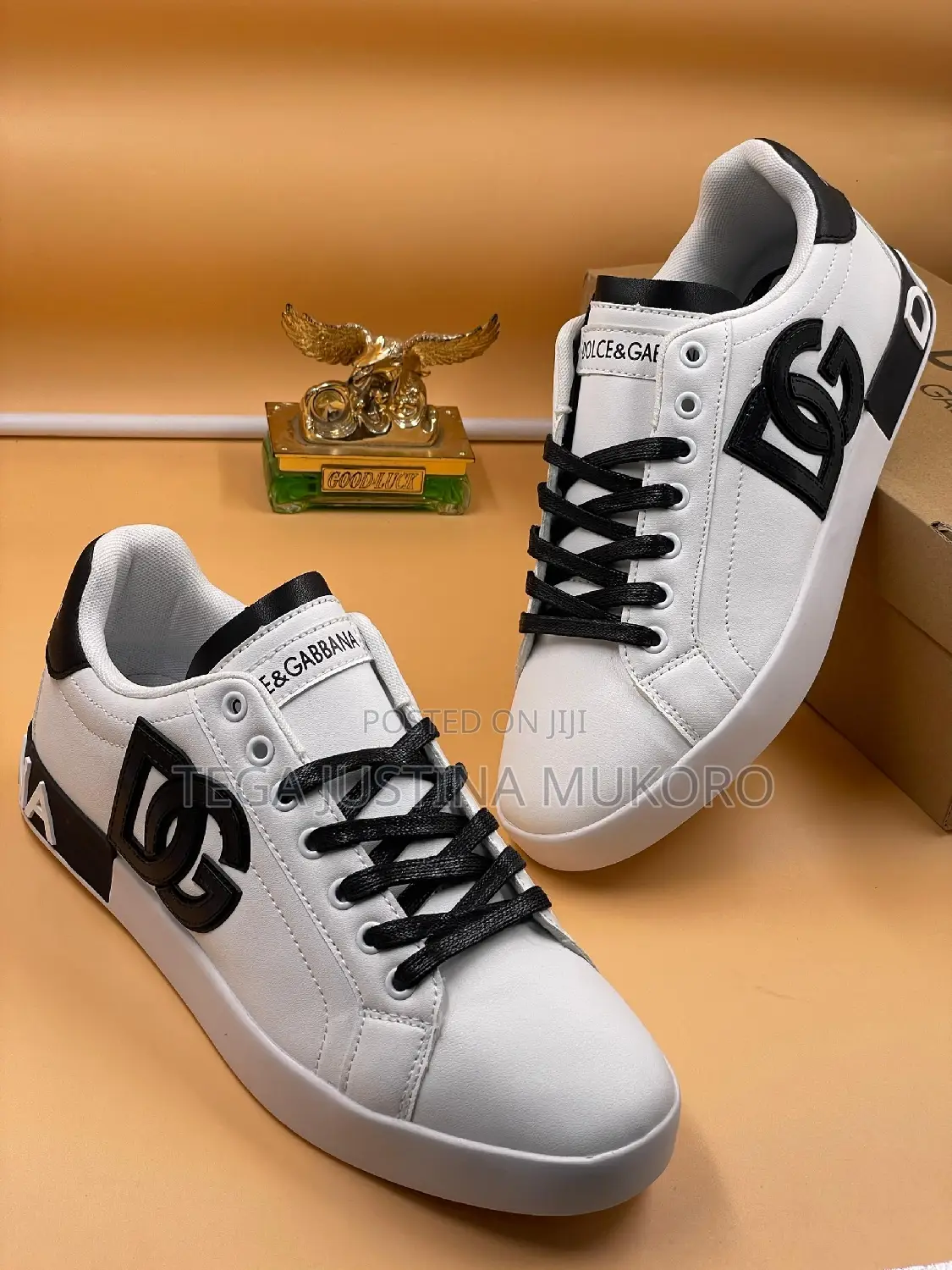 Latest Design Dolce and Gabbana Men's White Shoes