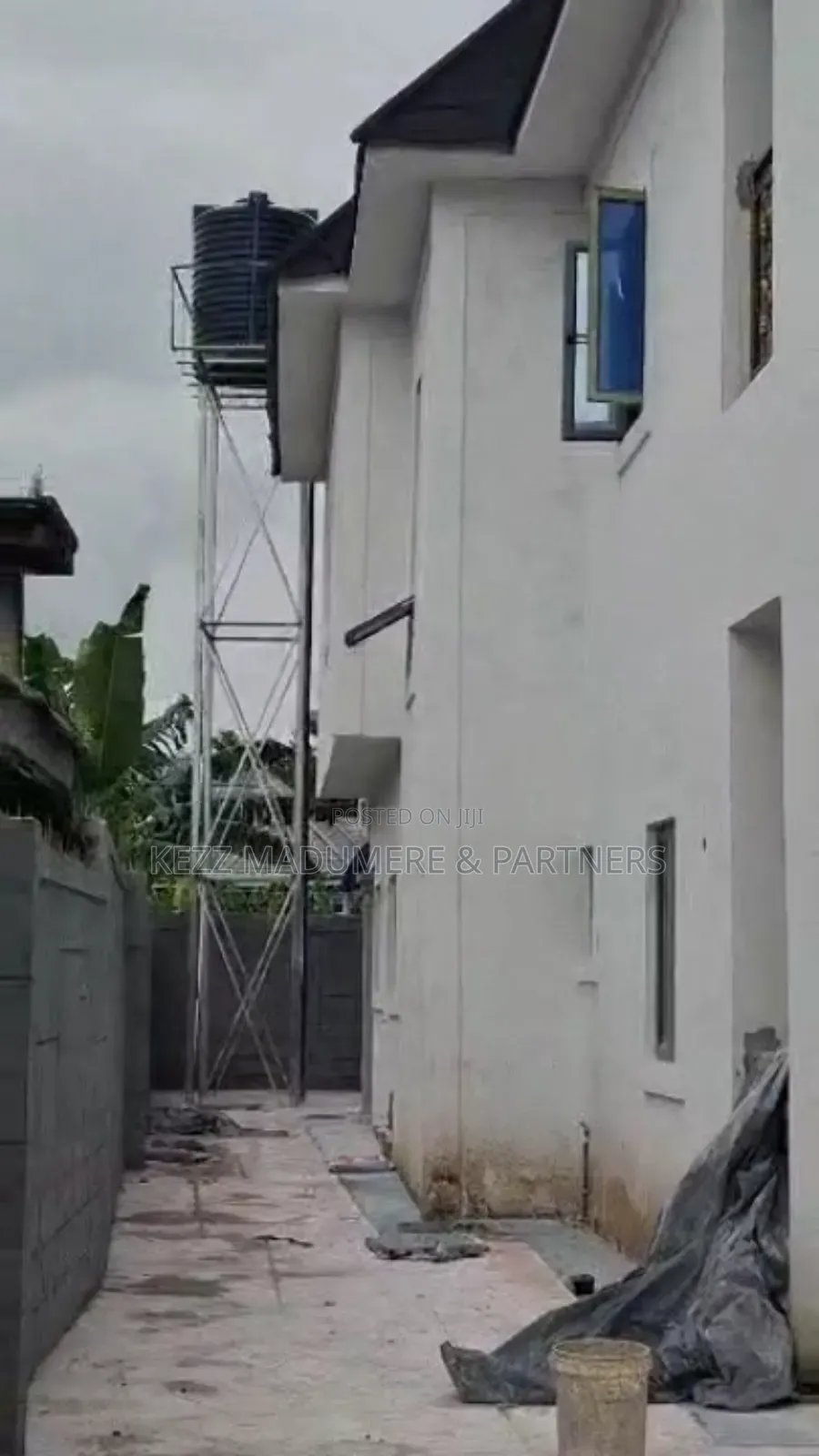 4bdrm Duplex in In An Estate Sars, Port-Harcourt for sale