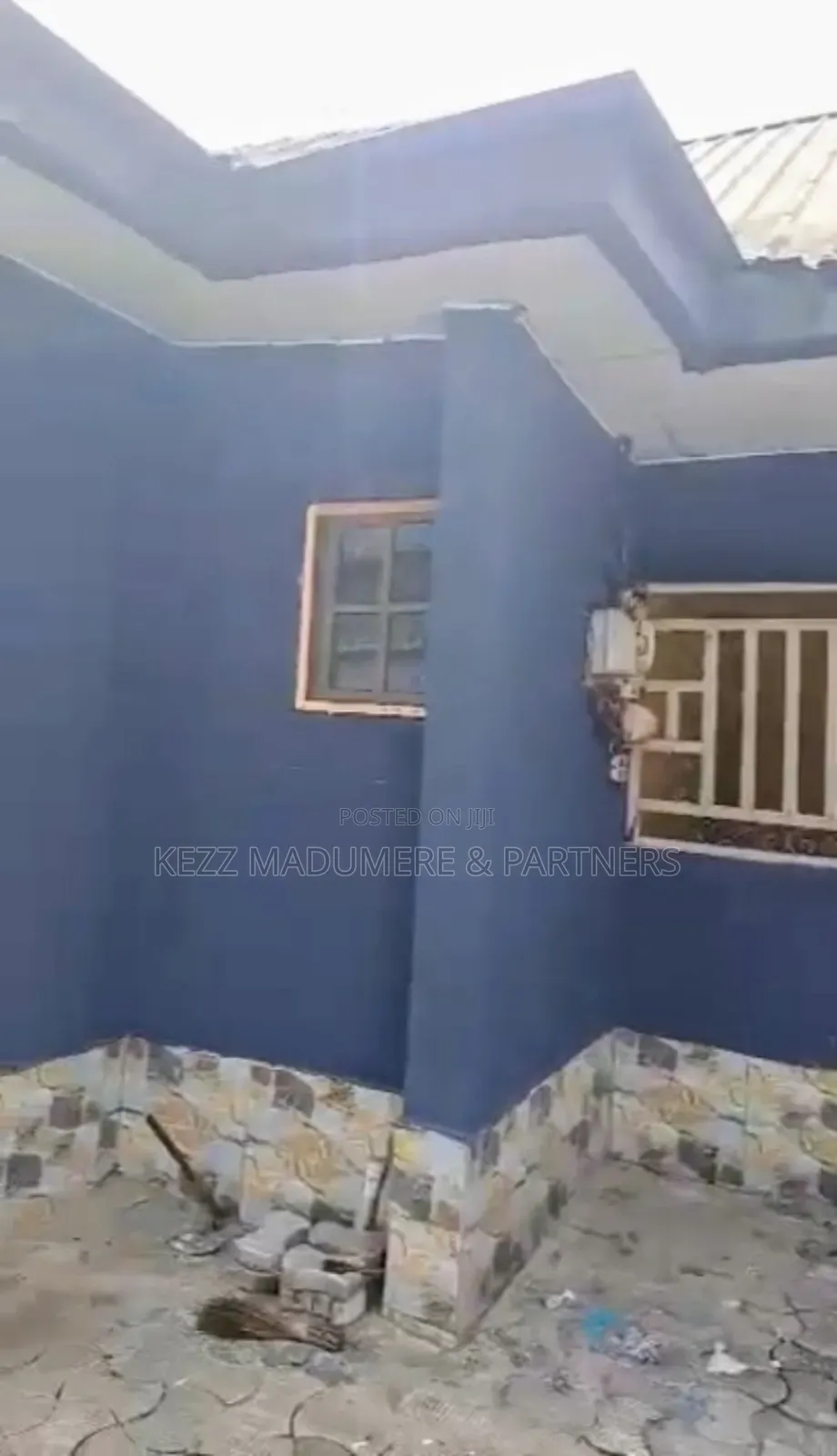 4bdrm Bungalow in Off Sars Road Port for sale