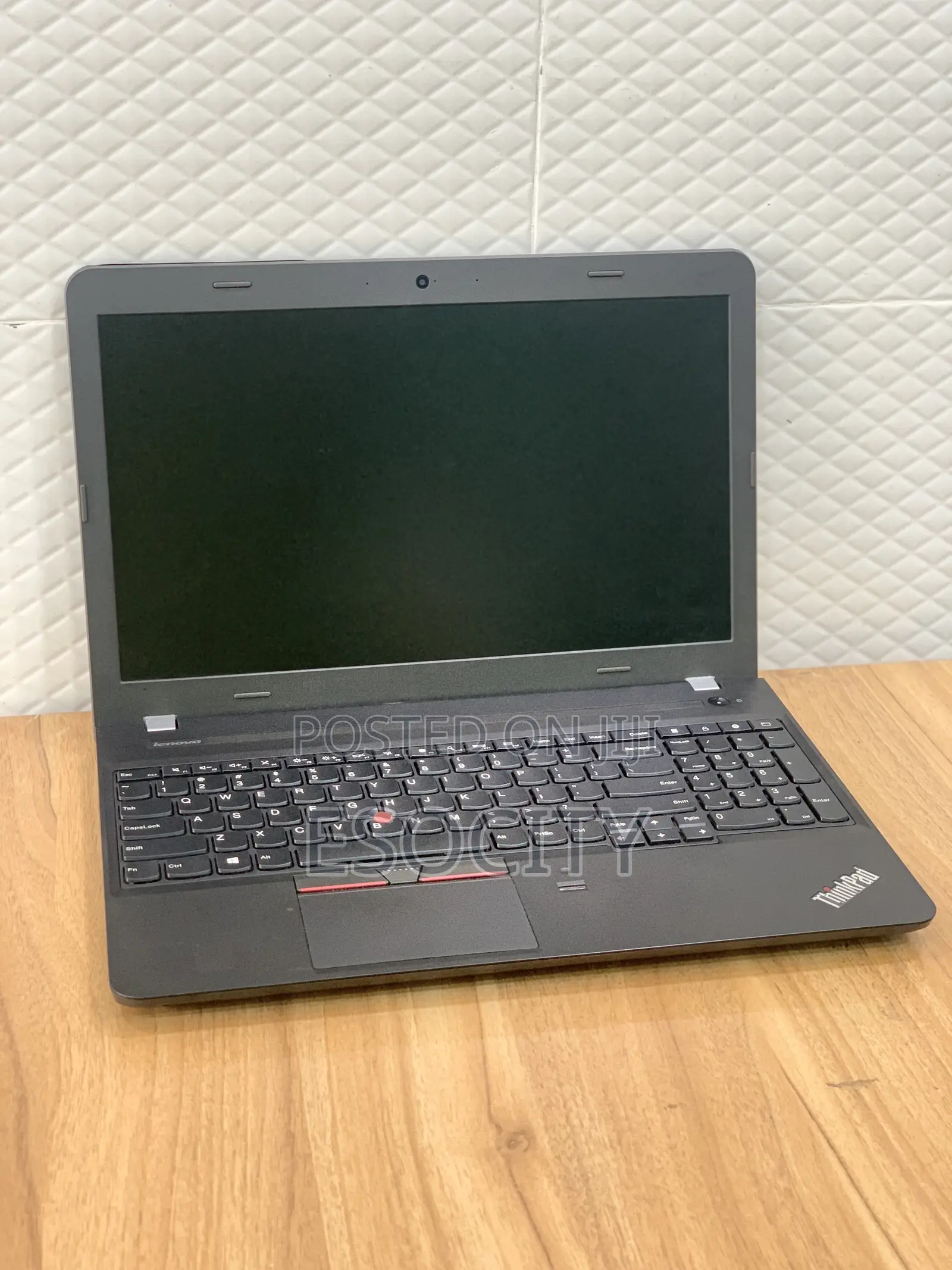 Laptop Lenovo ThinkPad Edge E550 8GB Intel Core I5 HDD 500GB