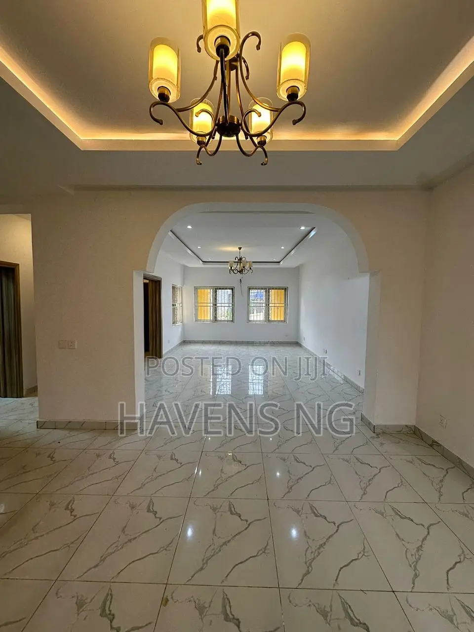 4bdrm Duplex in Durumi for sale