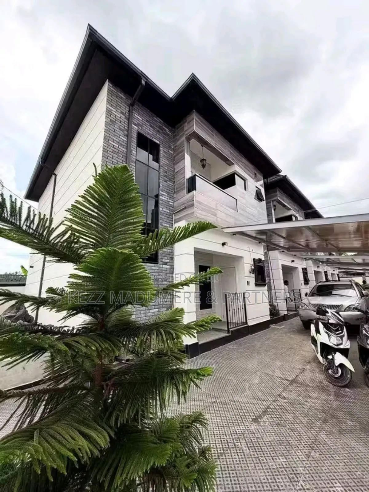 8bdrm Duplex in Port Harcourt Rivers for sale