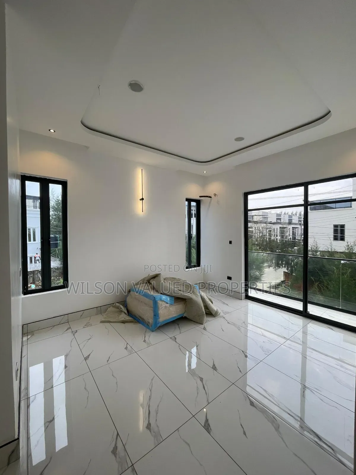 6bdrm Duplex in Wvp Homes 🏡, Lekki Phase 1 for sale