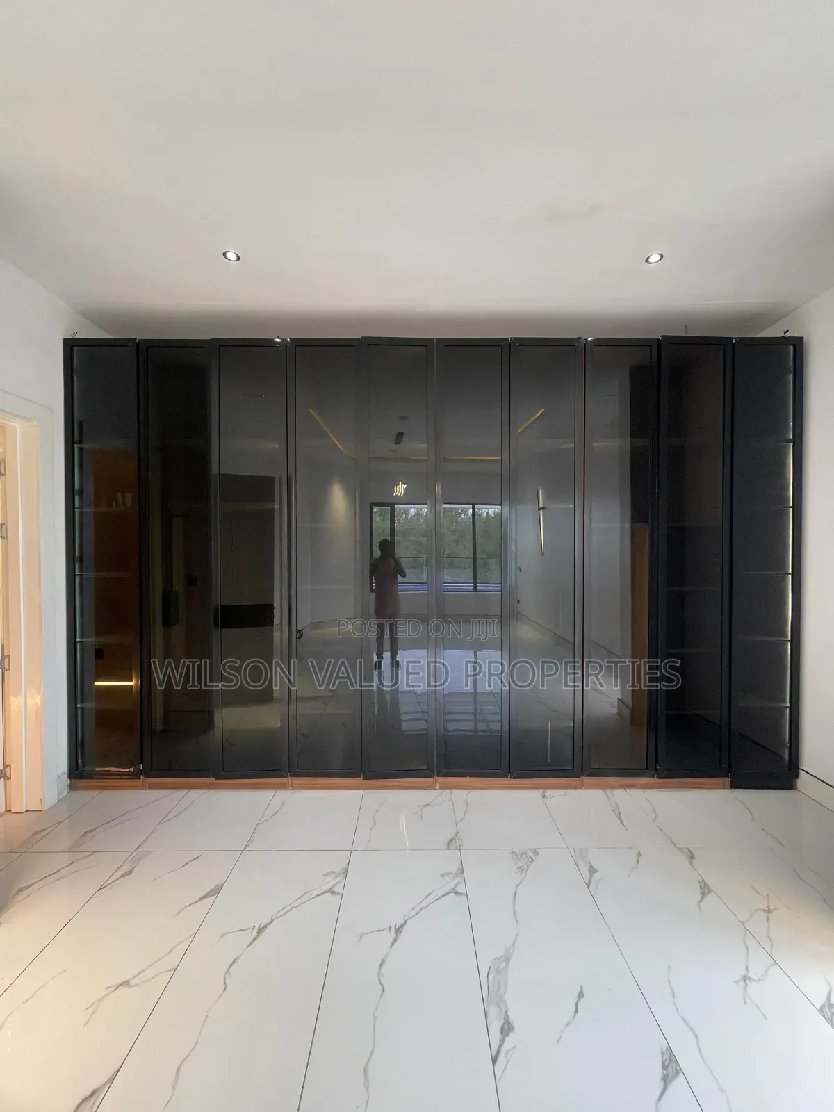 6bdrm Duplex in Wvp Homes 🏡, Lekki Phase 1 for sale