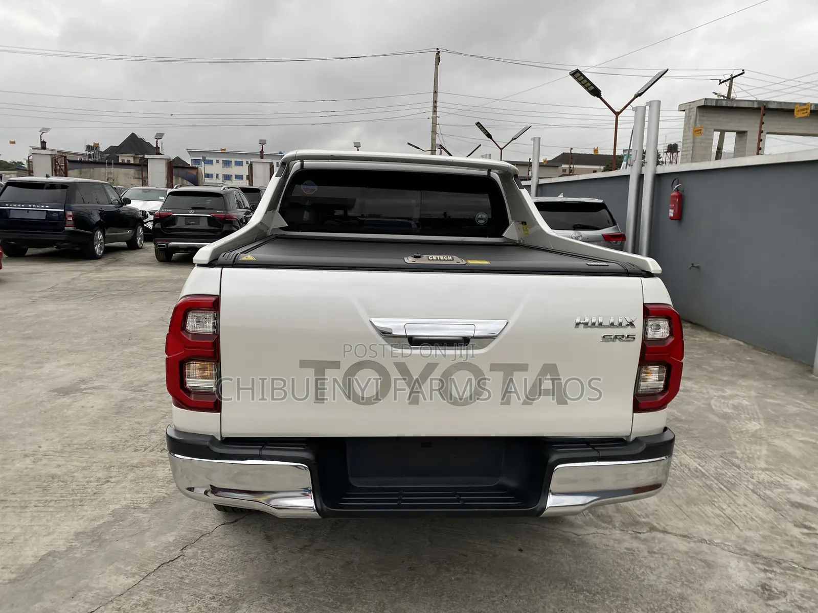 Toyota Hilux 2018 White