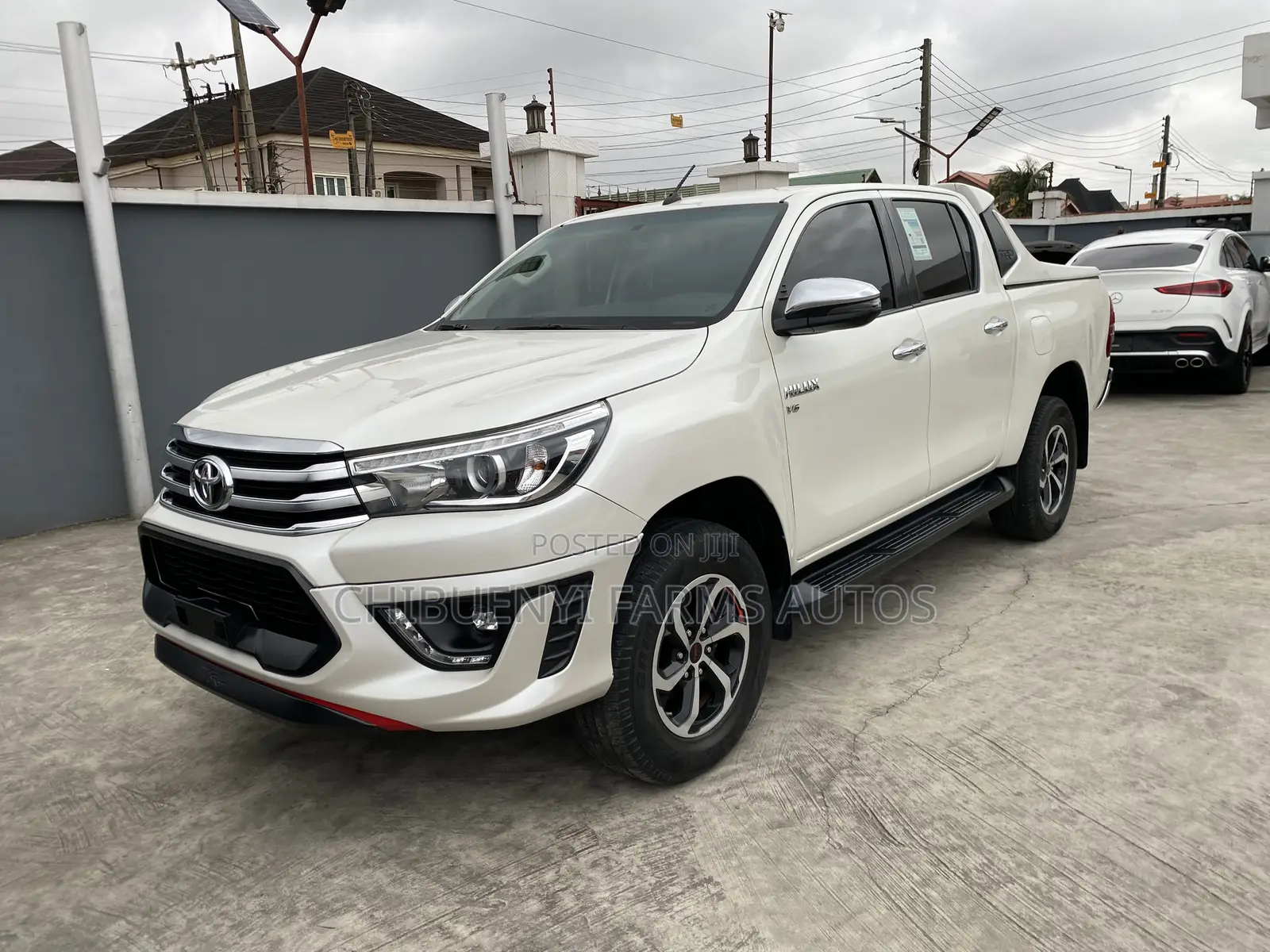 Toyota Hilux 2018 White