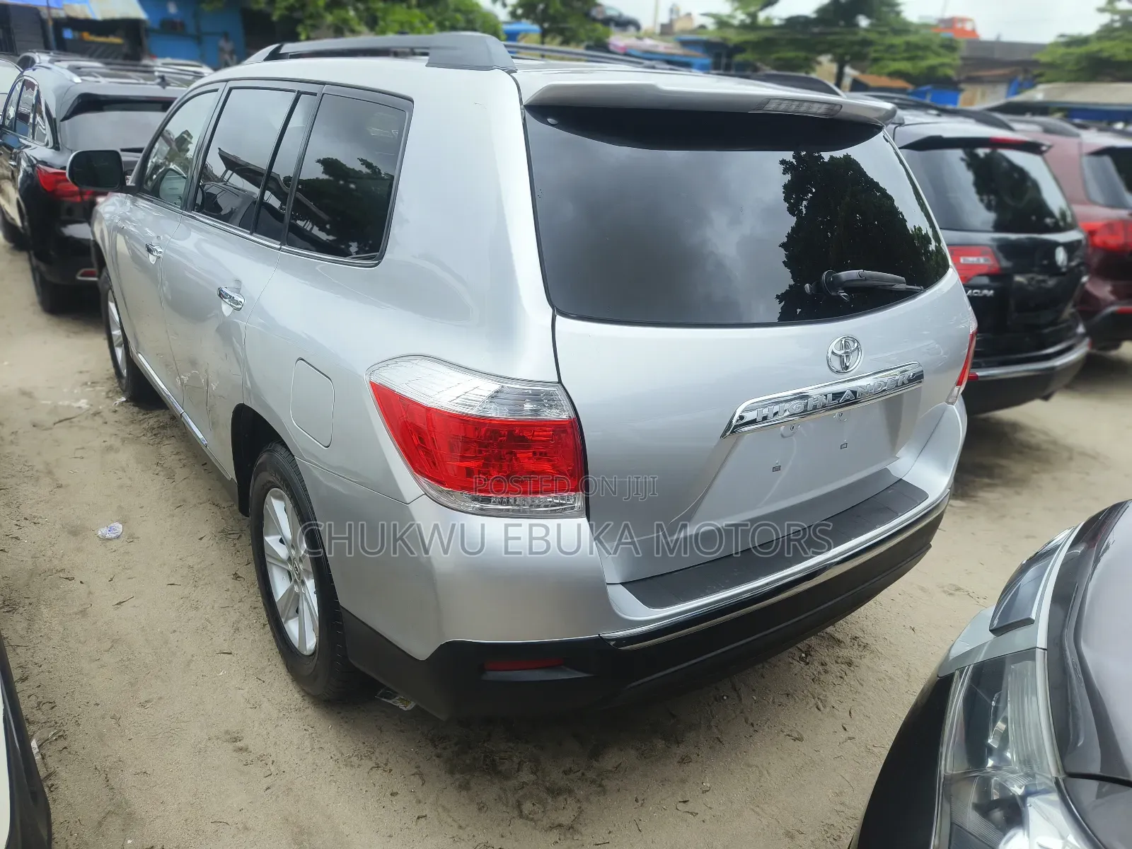 Toyota Highlander Limited 3.5l 4WD 2013 Silver