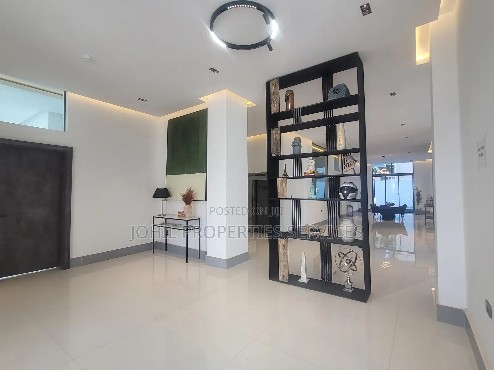 8bdrm Mansion in Asokoro for sale