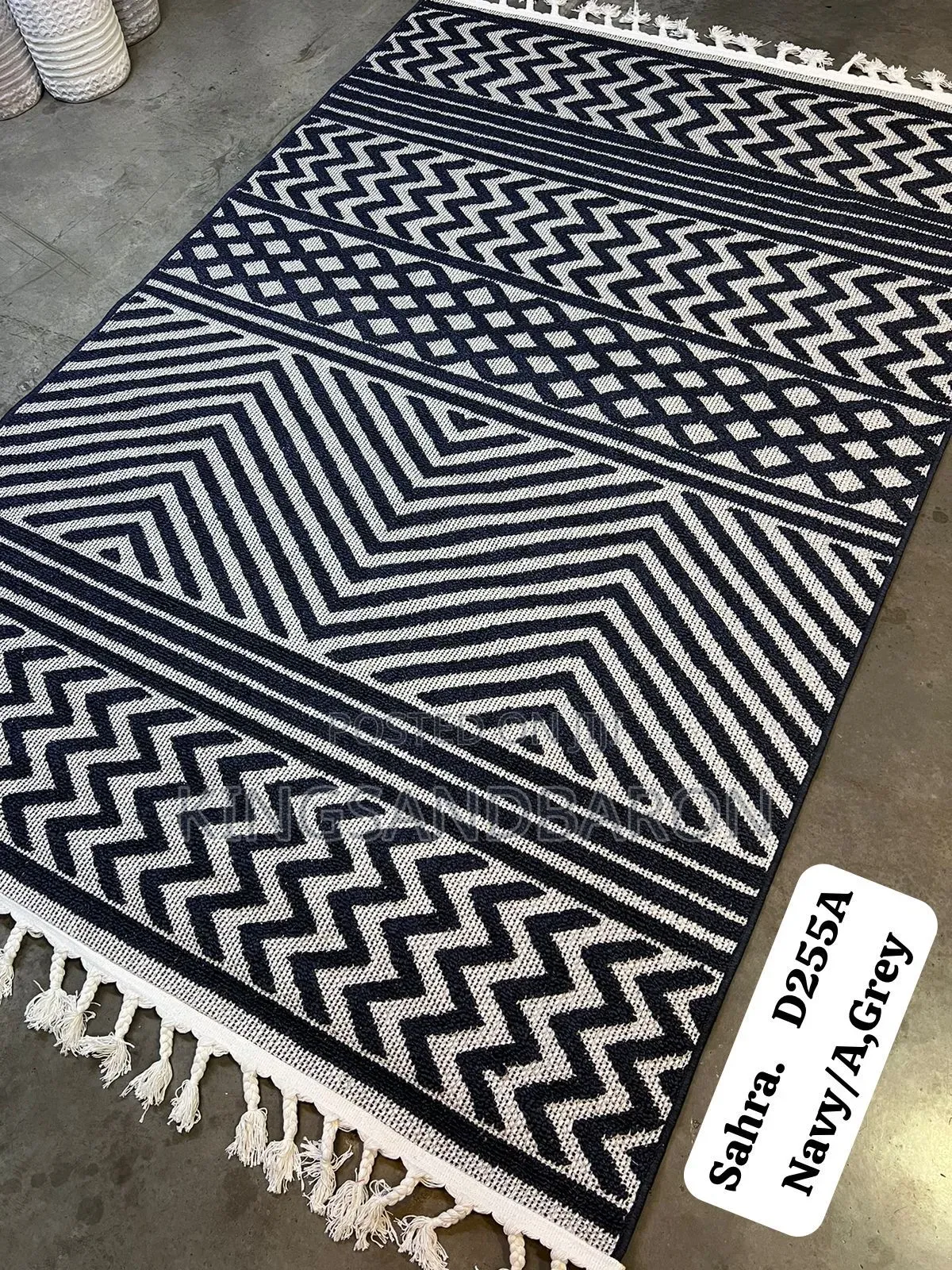 7x10fts Blue/Cream/Black Mat Turkey Center Rug (5×7fts)