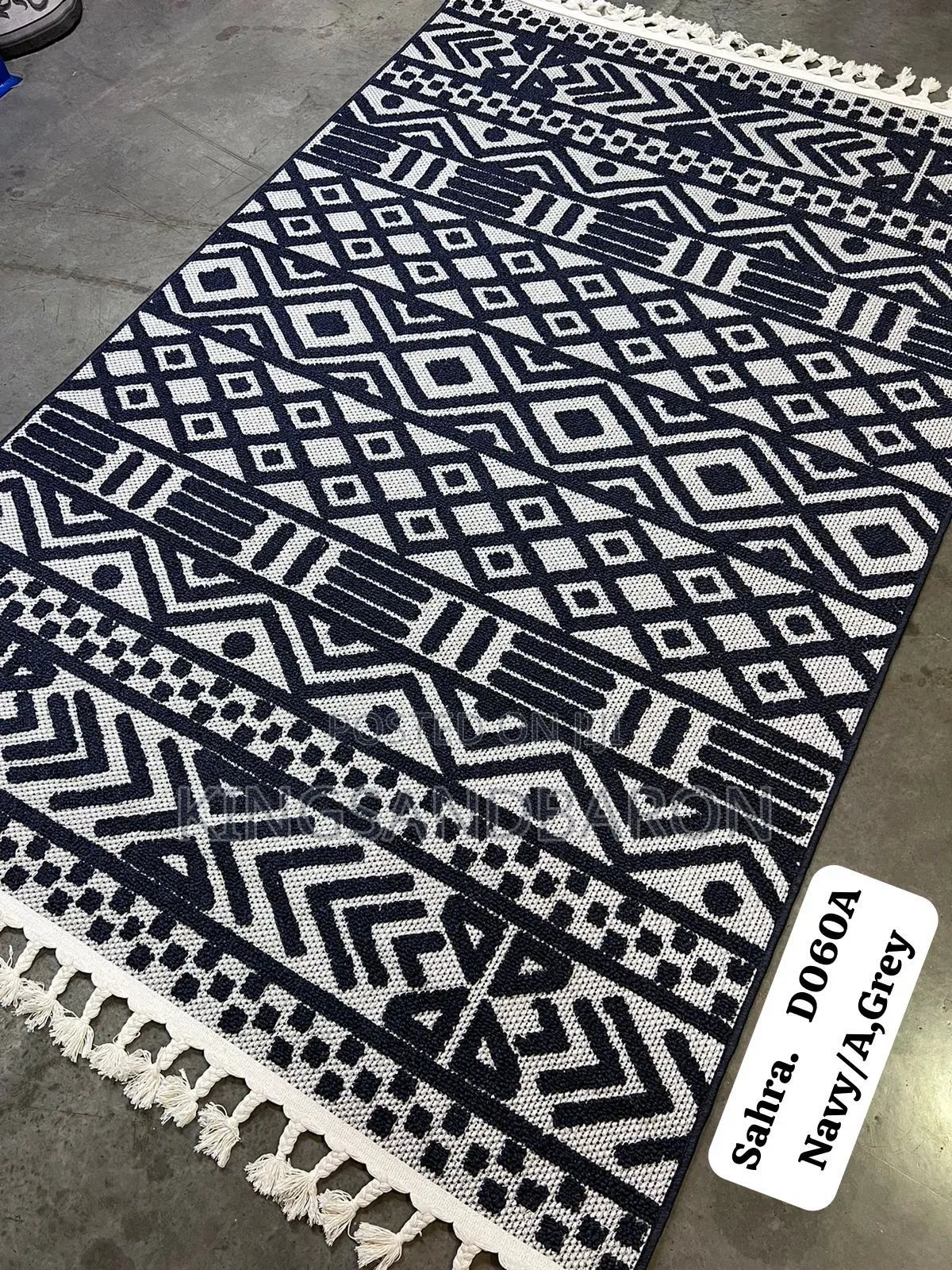 7x10fts Blue/Cream/Black Mat Turkey Center Rug (5×7fts)