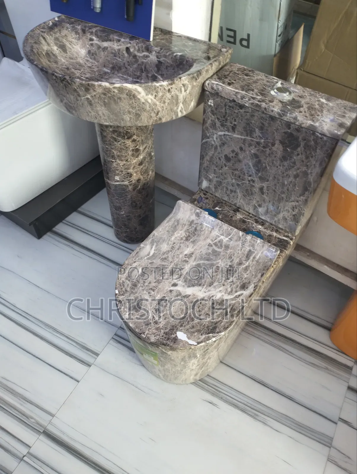 Water Closet Set/Hoyf