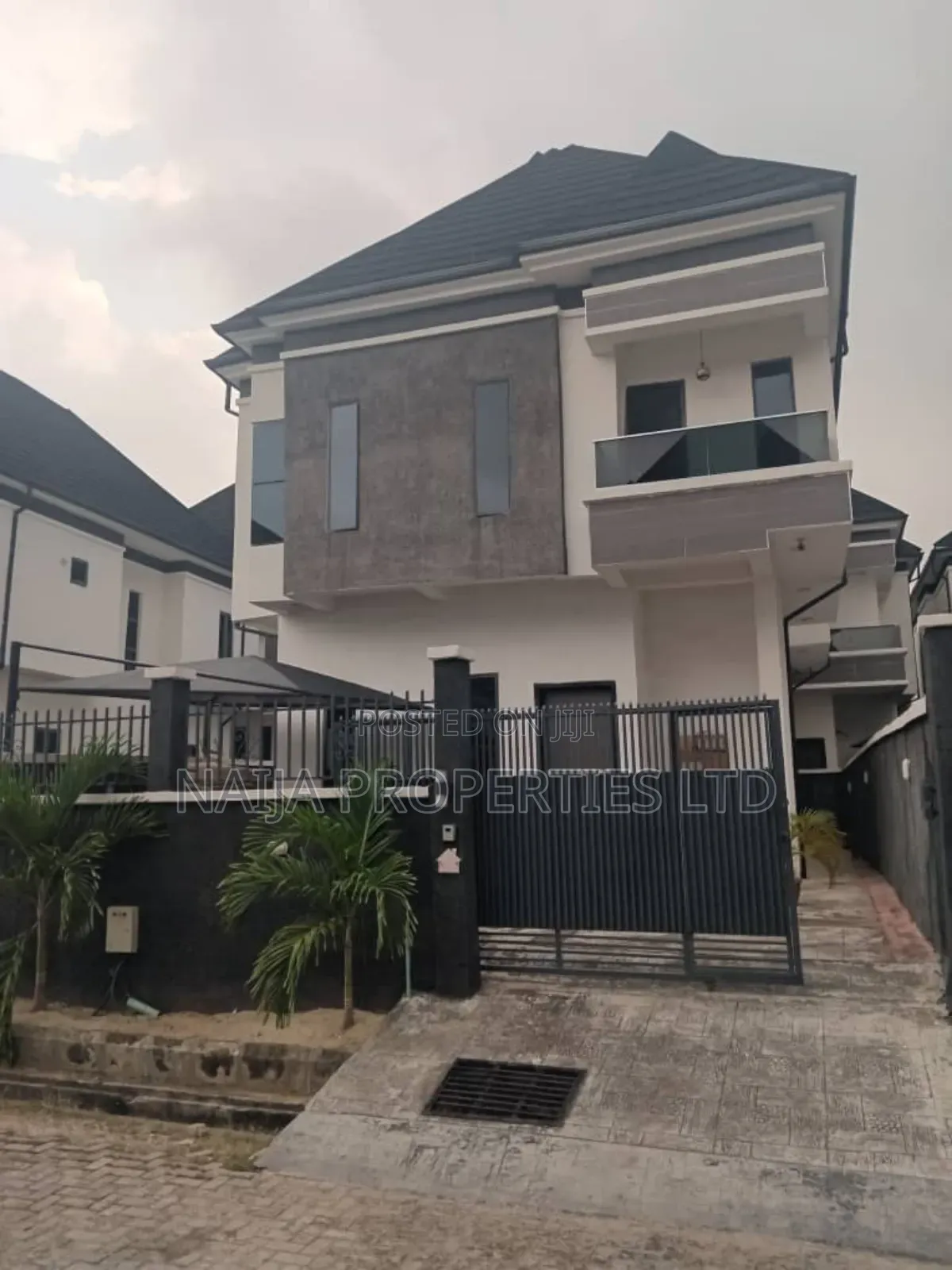 4bdrm Duplex in Bera Estate, Lekki for sale