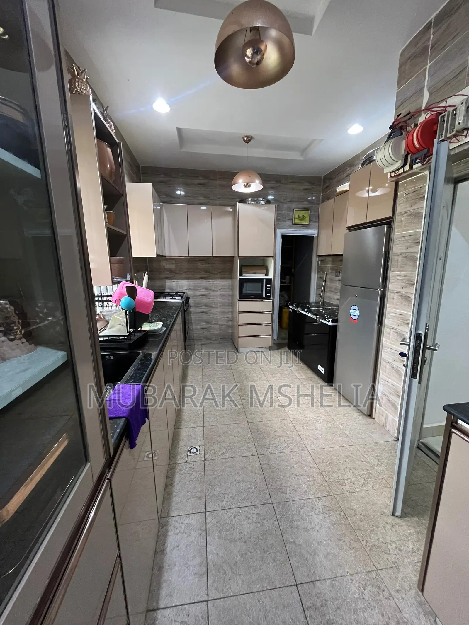 4bdrm Duplex in Gwarinpa for sale