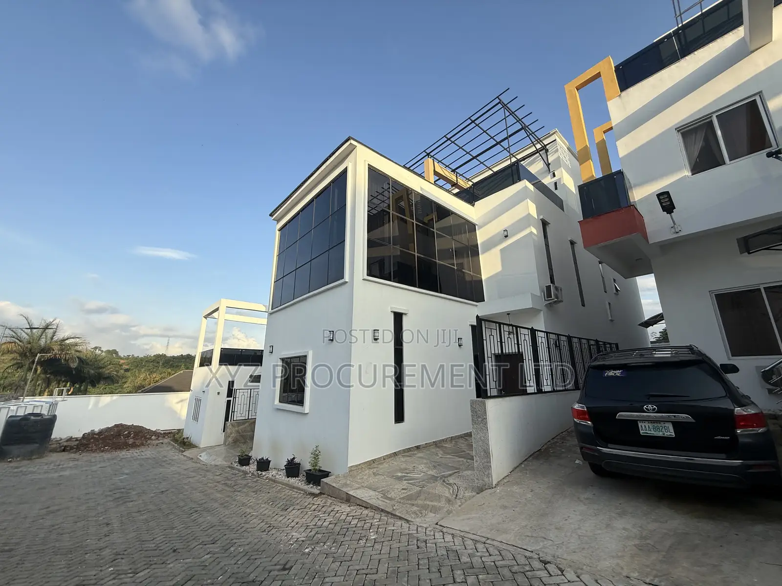 Furnished 8bdrm Duplex in Asokoro for sale